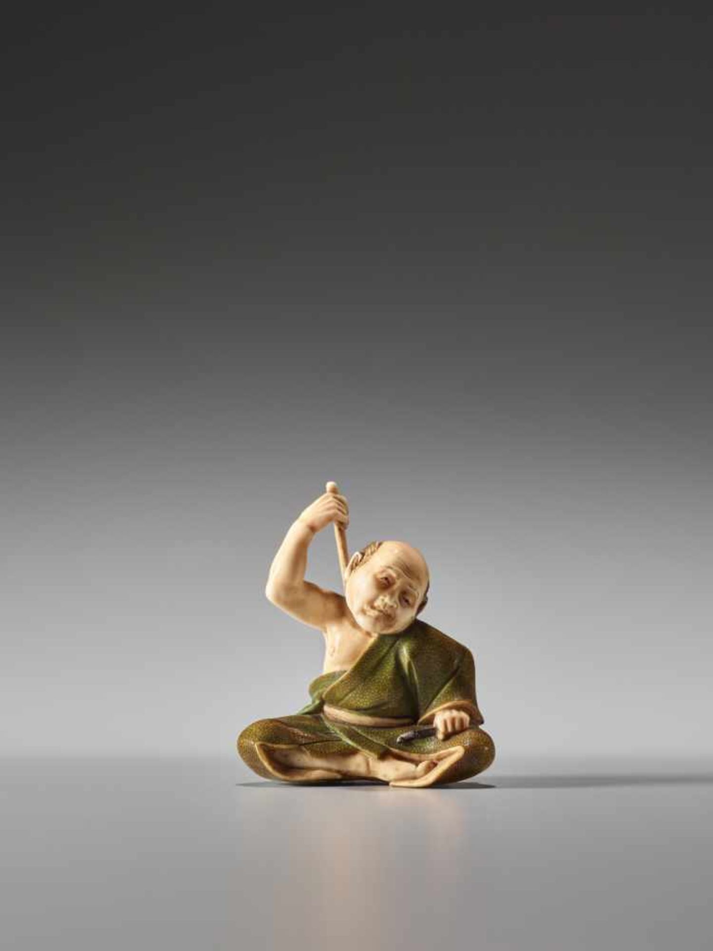 A FINE TOKYO SCHOOL IVORY NETSUKE OF A MAN SCRATCHING HIS BACK BY TOMOYUKIIvory netsuke with - Image 3 of 7