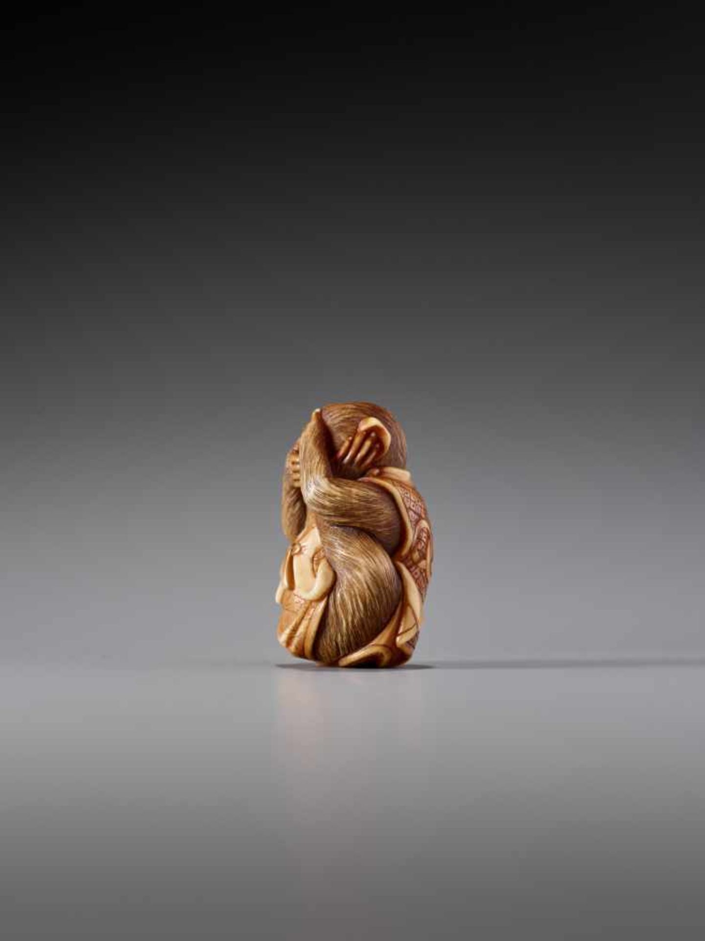 A FINE STAINED IVORY NETSUKE OF THE SANBIKI SARU BY KYOKUSAIIvory netsukeJapanmid-19th century, - Image 5 of 10