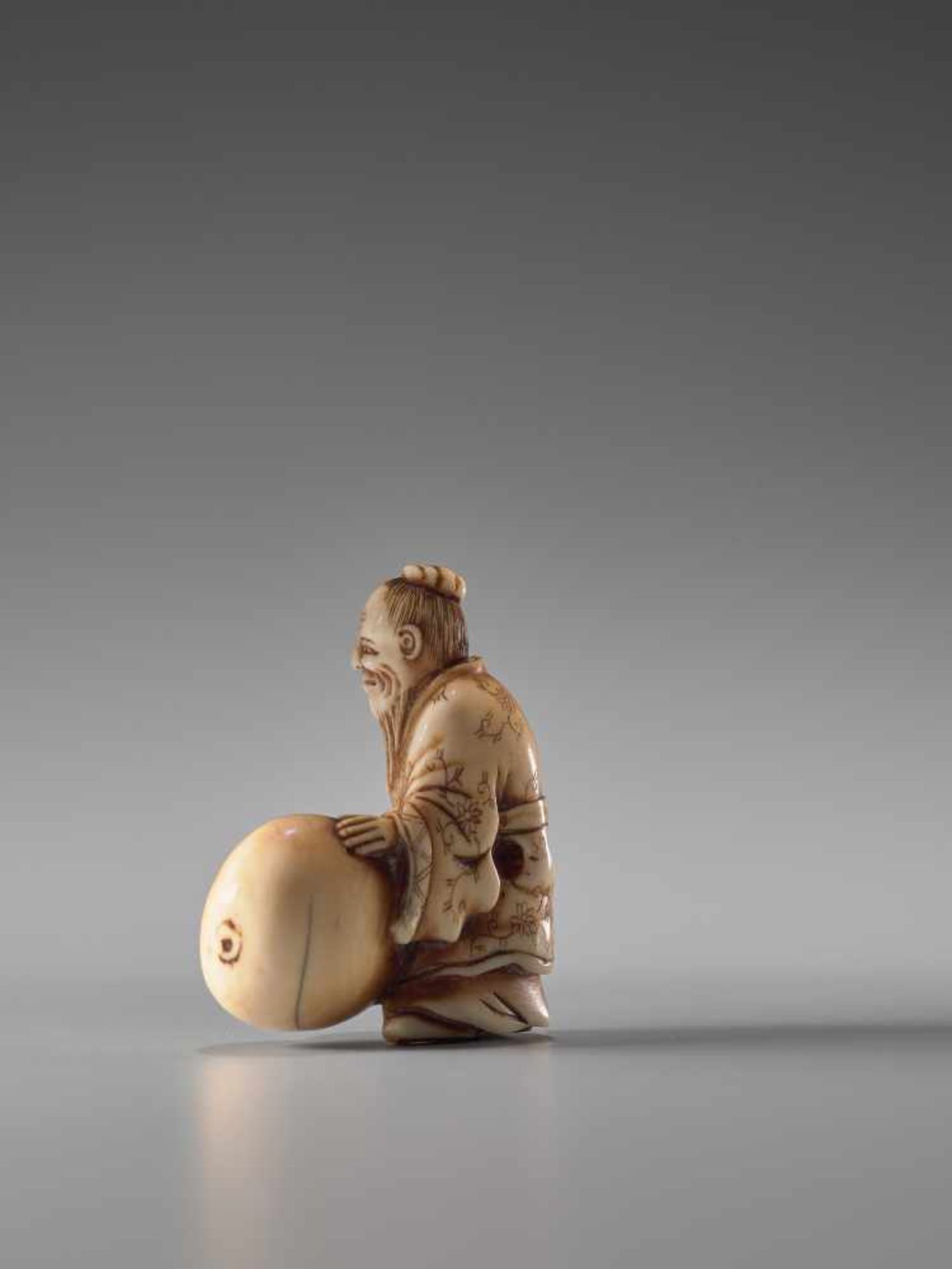 A SMALL IVORY NETSUKE OF CHOKARO SENNIN WITH GIANT HYOTANIvory netsukeJapanlate 19th century, - Image 4 of 6