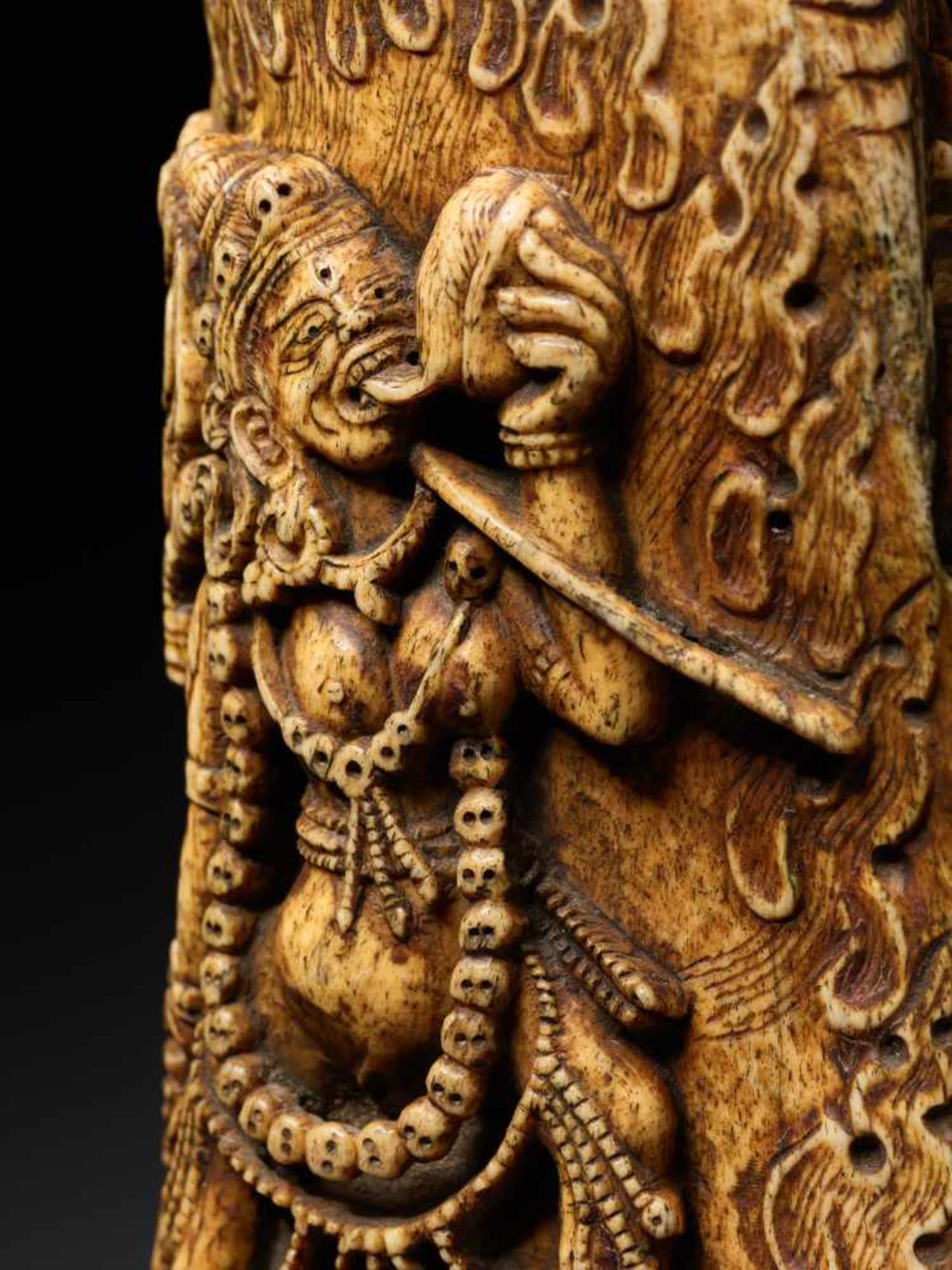 A VERY LARGE TANTRIC BONE CARVING WITH MAHAKALA AND VAJRAYOGINI, 17th – 18th CENTURYBone with - Image 4 of 14