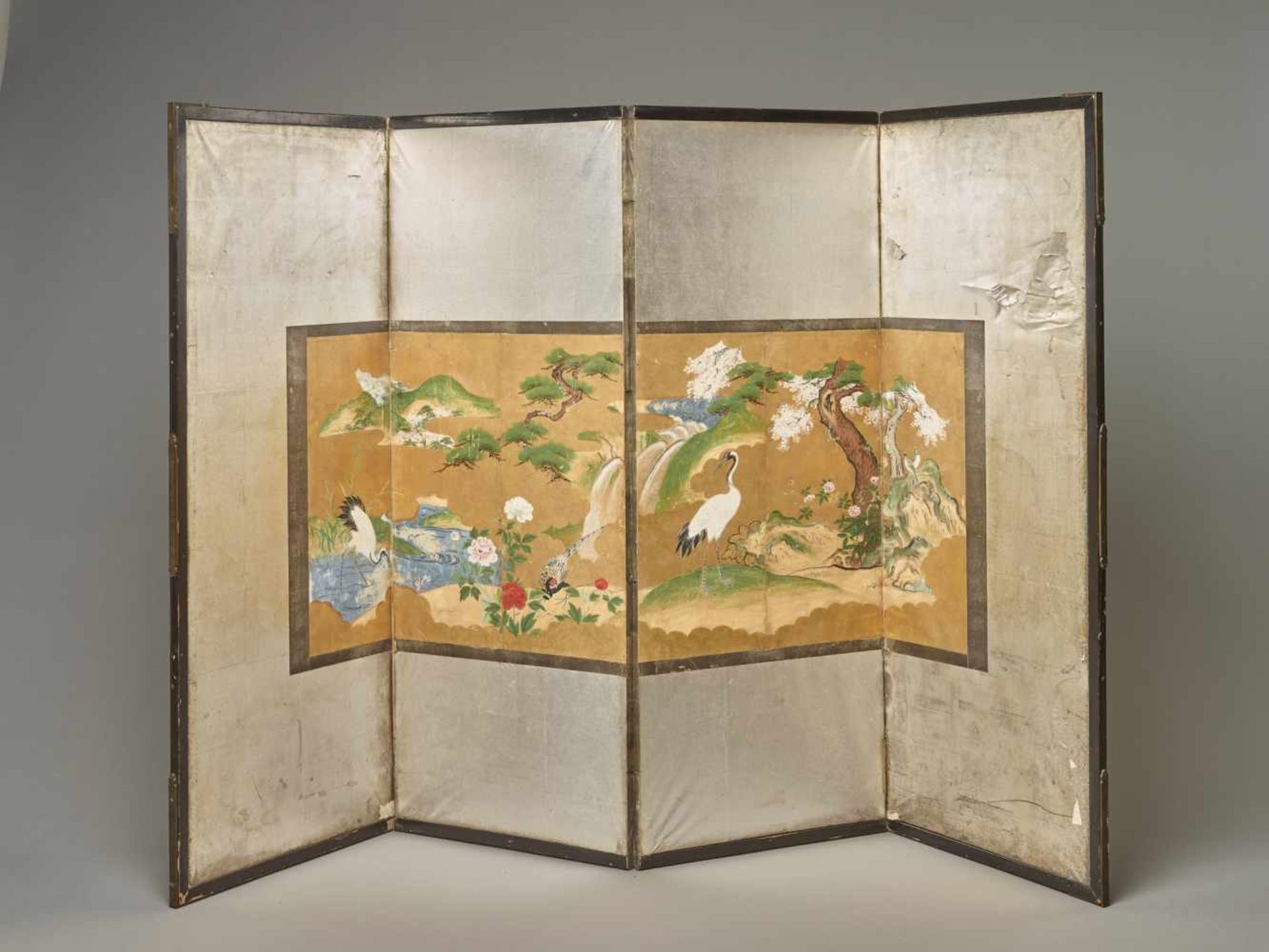 A KANO SCHOOL FOUR PANEL STANDING SCREEN WITH BIRDS AND PINE TREEWood, gold and silver paper, ink - Image 4 of 5