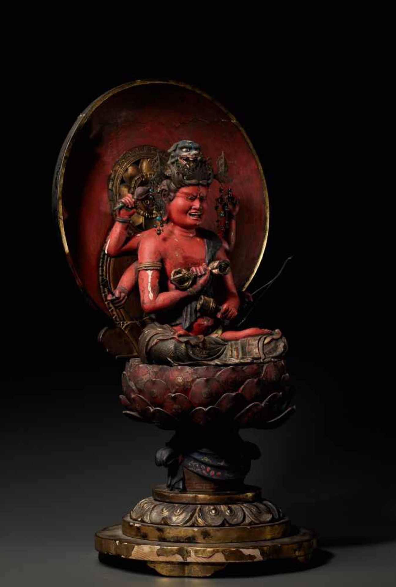 AN IMPORTANT GILT AND POLYCHROMED WOOD FIGURE OF AIZEN MYO-O, MUROMACHI PERIOD (1333-1573)Gilt and - Image 7 of 16
