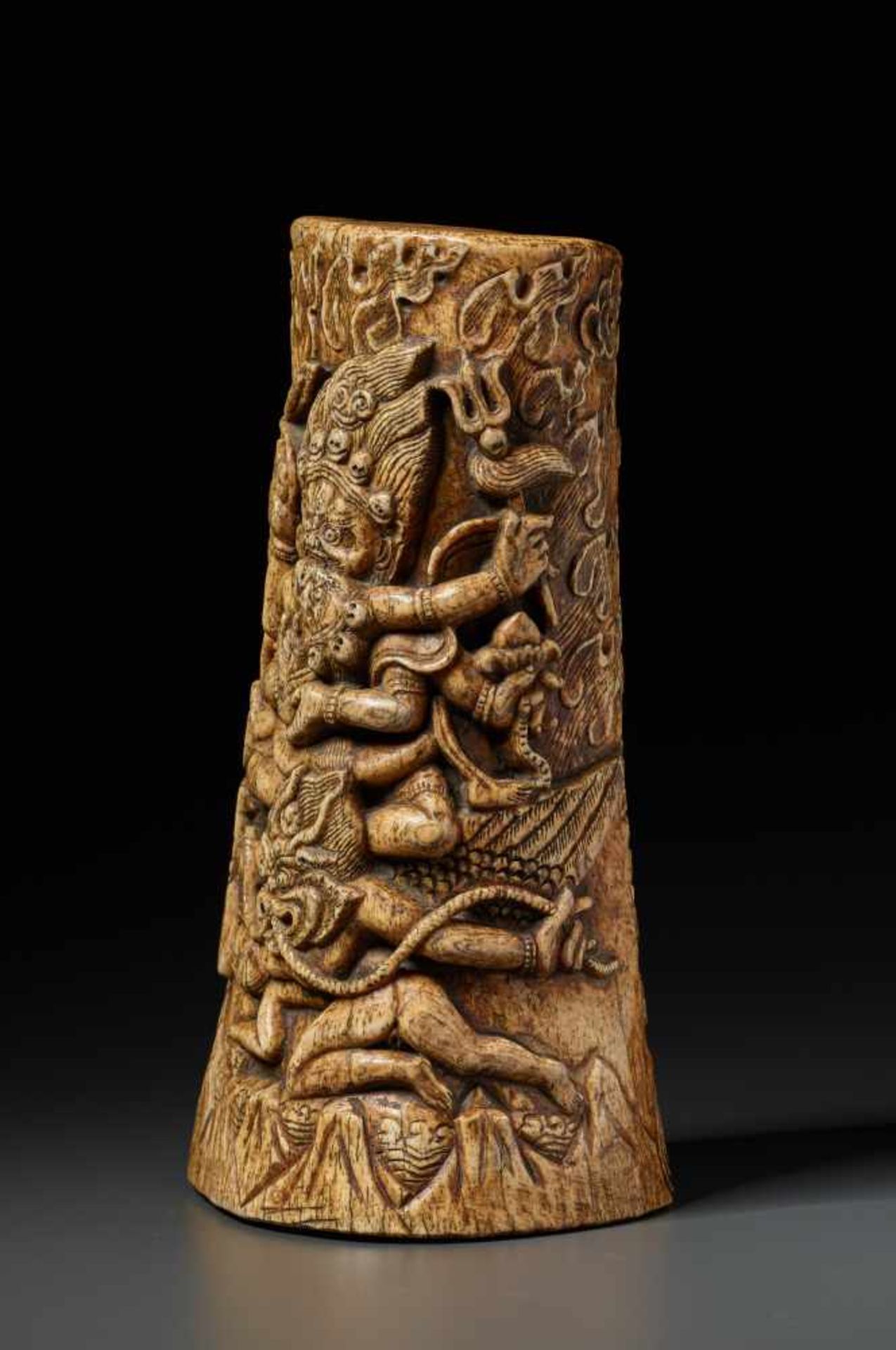 A VERY LARGE TANTRIC BONE CARVING WITH MAHAKALA AND VAJRAYOGINI, 17th – 18th CENTURYBone with - Image 10 of 14