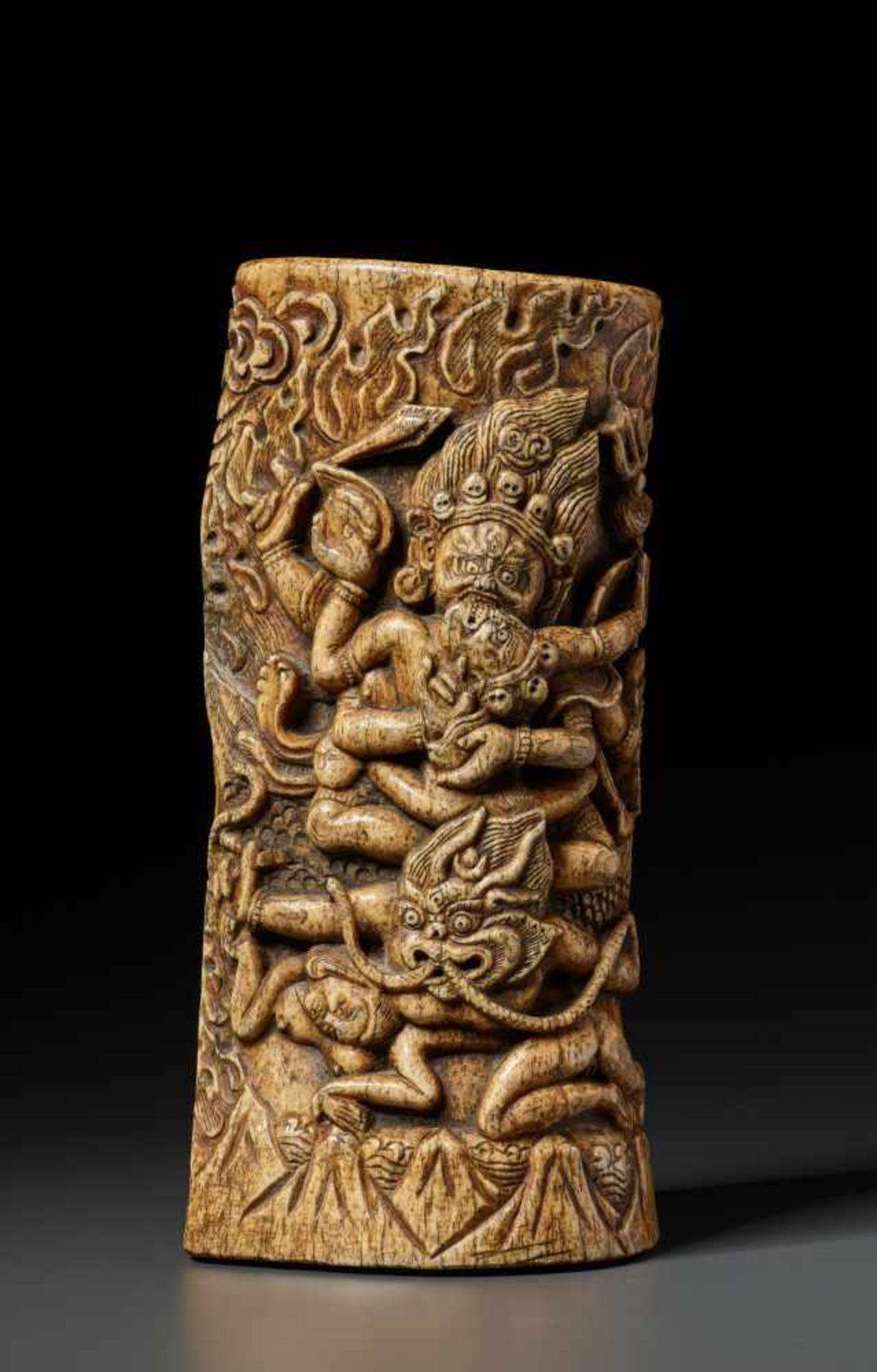 A VERY LARGE TANTRIC BONE CARVING WITH MAHAKALA AND VAJRAYOGINI, 17th – 18th CENTURYBone with - Image 3 of 14