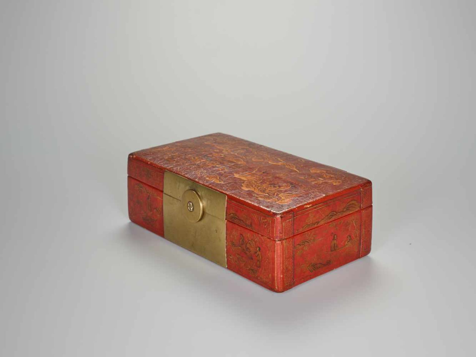 A BRASS FITTED PIG SKIN LACQUER BOX WITH VILLAGE SCENES, QING DYNASTY Pig skin on wooden body, - Image 5 of 11