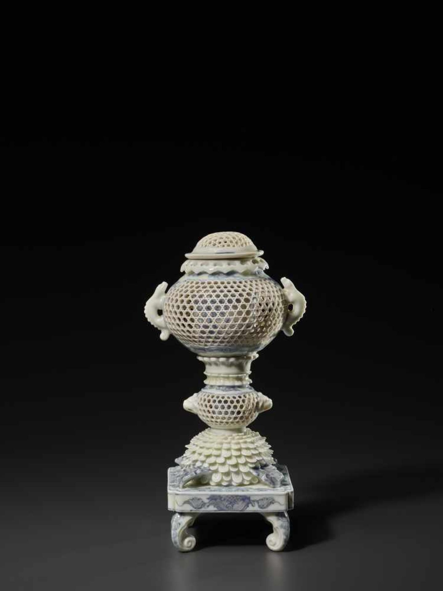 A FINE BLUE AND WHITE RETICULATED HIRADO PORCELAIN KORO (INCENSE BURNER)Hirado porcelainJapan, - Image 6 of 11