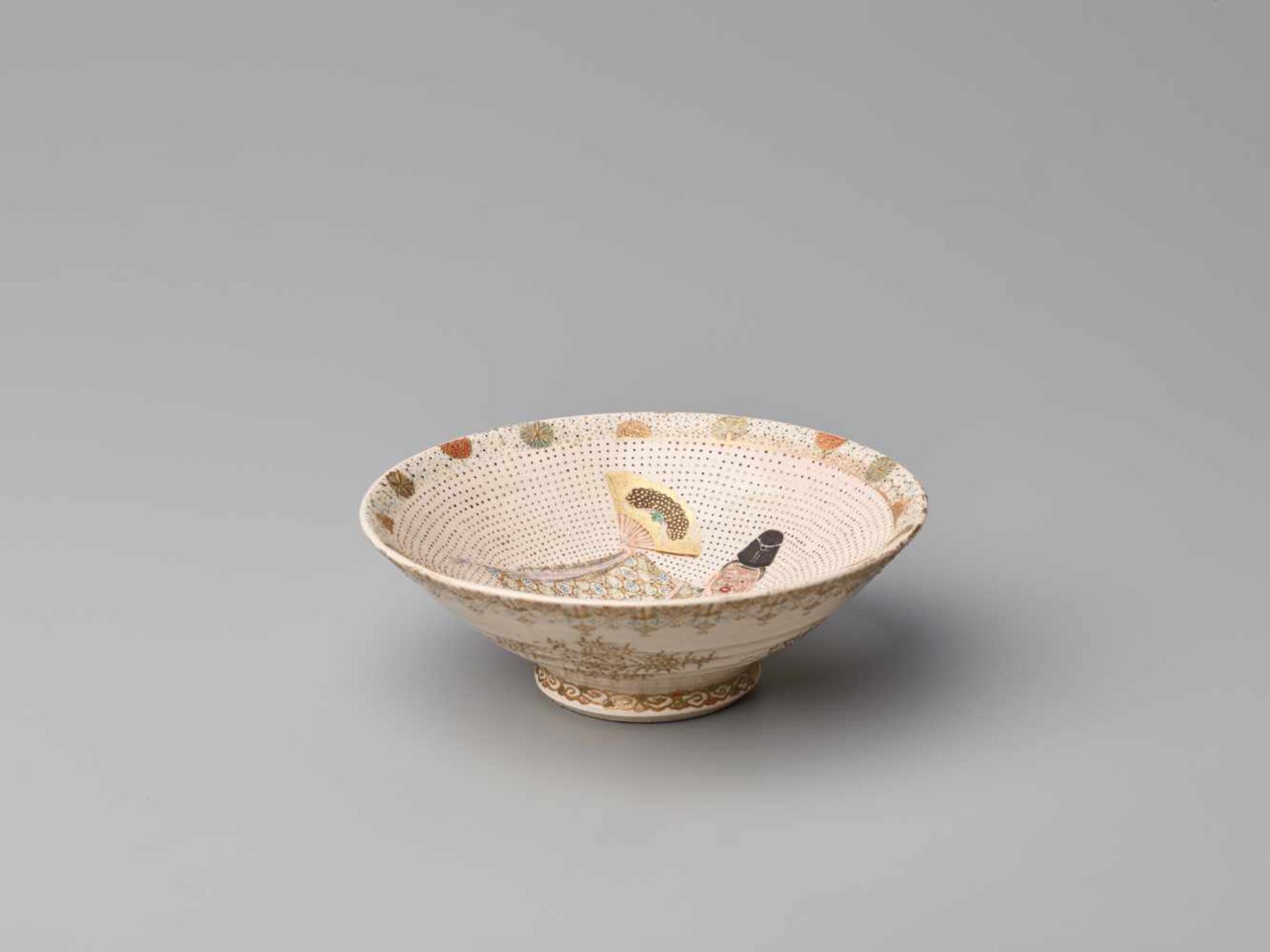 A JAPANESE SATSUMA BOWL WITH A NOH ACTORSatsuma ceramicJapan, late 19th century, Meiji period ( - Image 3 of 8