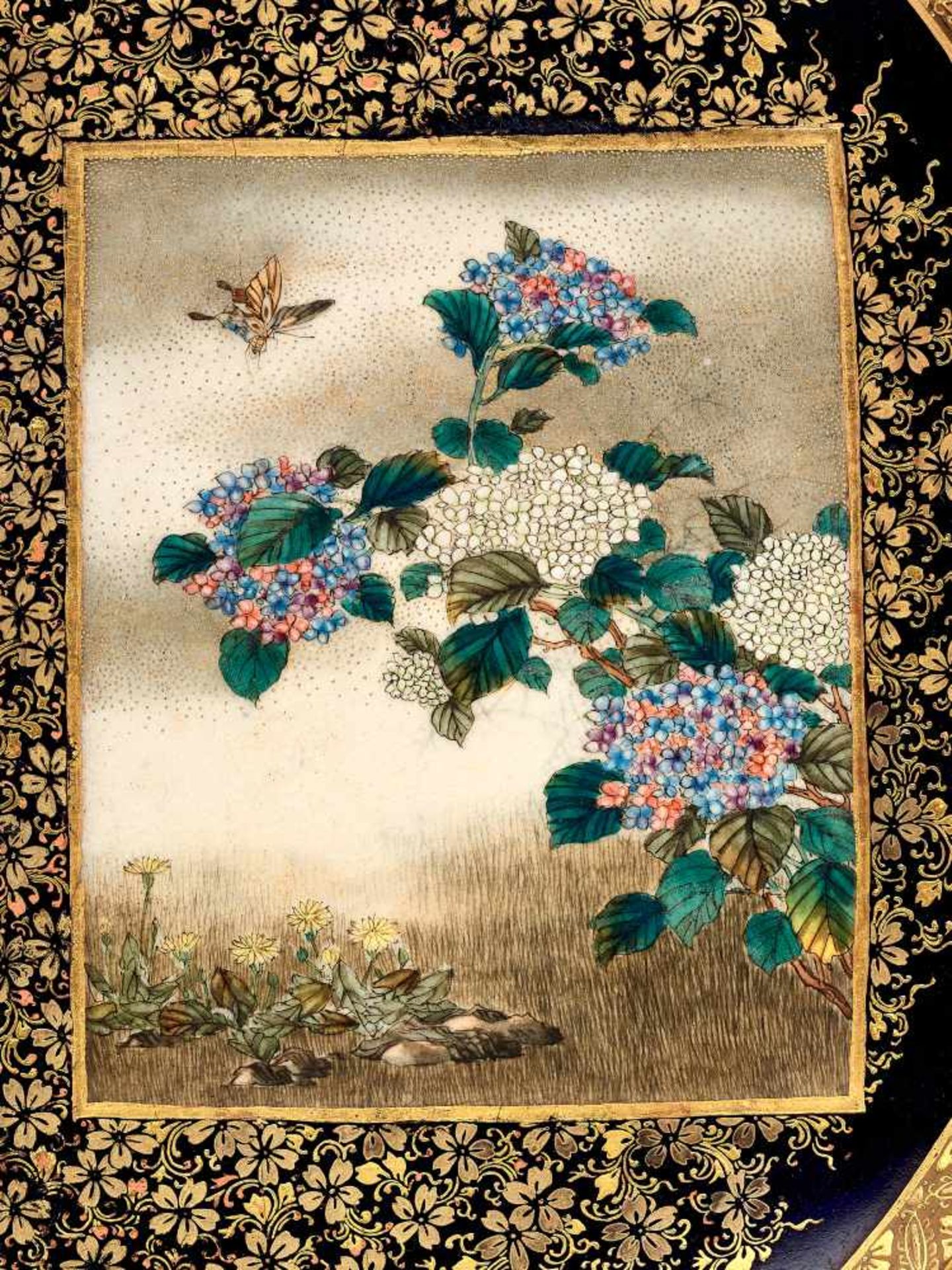 A FINE SATSUMA PLATE BY KINKOZAN WITH BLOSSOMS, BIRDS AND BUTTERFLIESSatsuma ceramicJapan, late 19th - Image 3 of 7