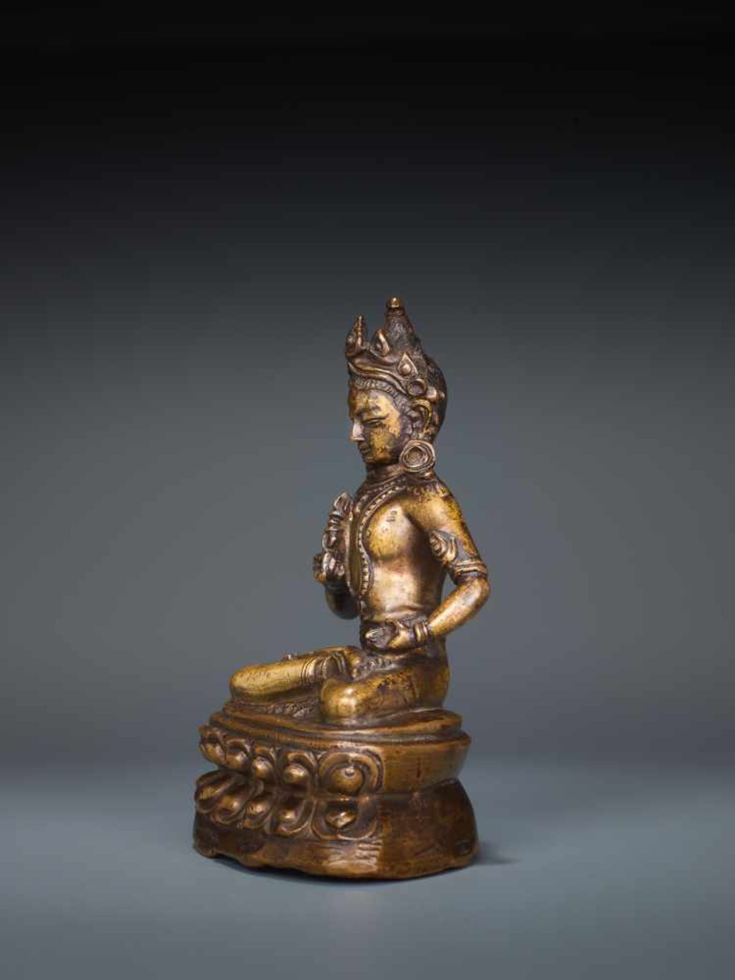 A FINE BRONZE FIGURE OF VAJRASATTVA, TIBET, 16th - 17th CENTURYCast and chased bronze Tibet, - Image 4 of 6