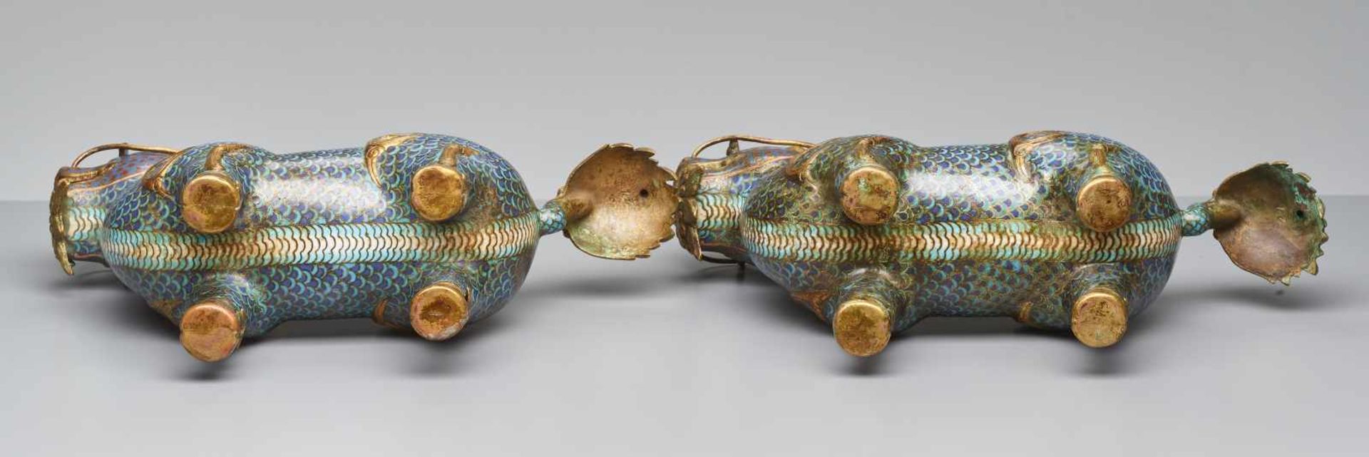 TWO CLOISONNÉ ENAMEL QILIN, QING DYNASTY The bronze bodies with polychrome cloisonné enamels and - Image 7 of 10