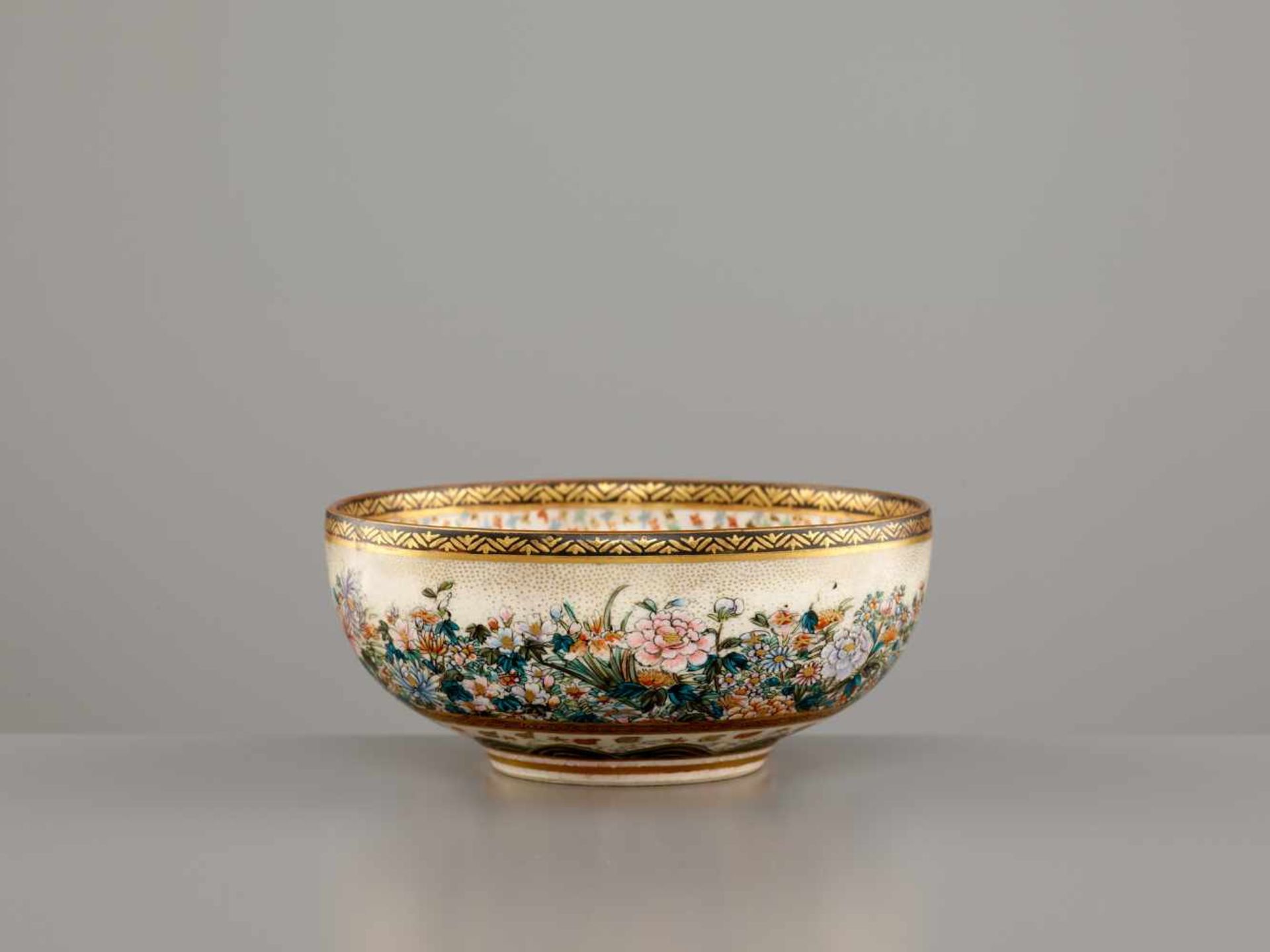 A RARE SATSUMA ‘MILLEFLEUR’ BOWL BY KOZANSatsuma ceramicJapan, late 19th century, Meiji period ( - Image 3 of 8