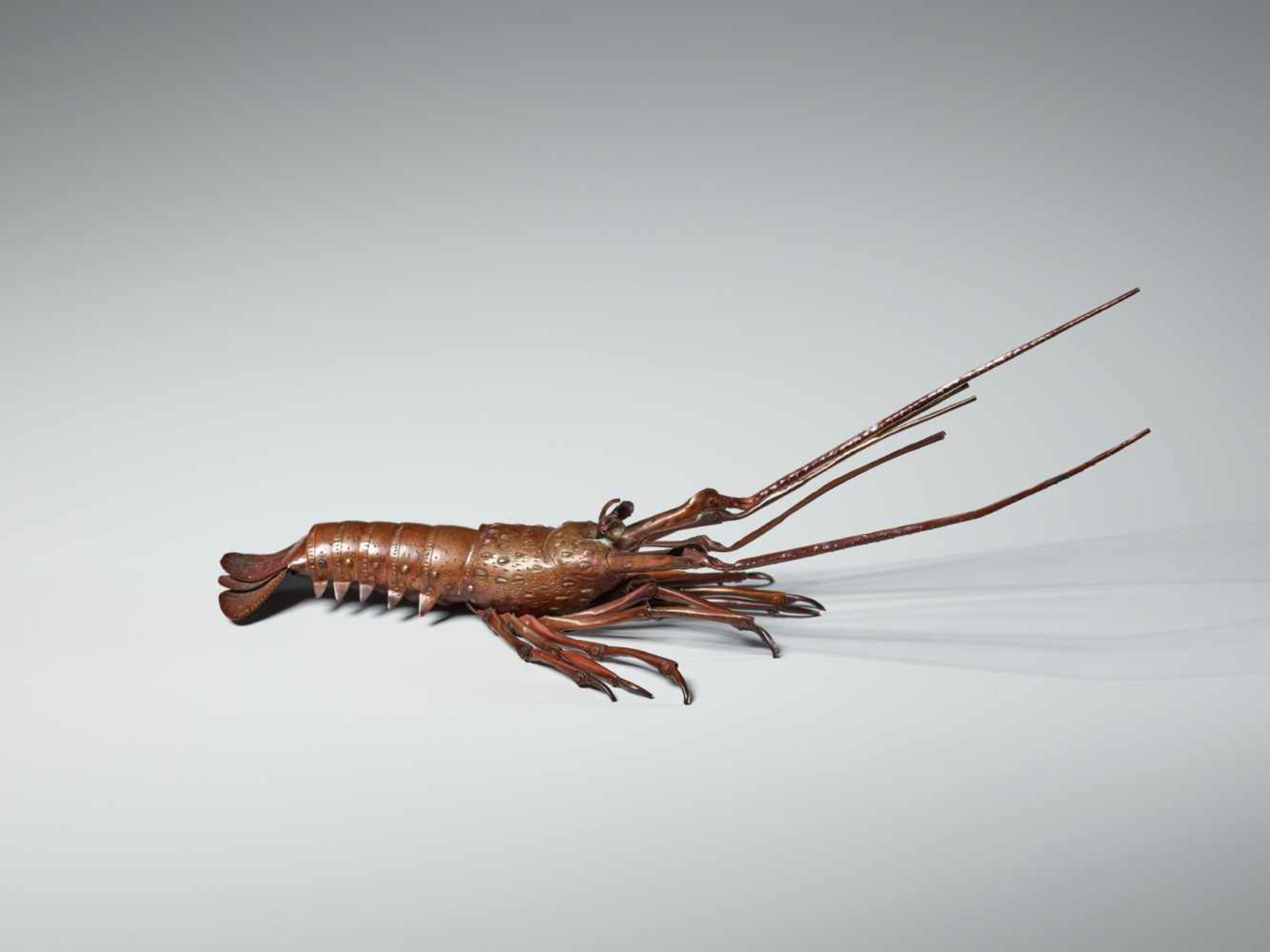 A PAIR OF FULLY ARTICULATED JIZAI OKIMONO DEPICTING EBI (SPINY LOBSTER) BY HIROYOSHICopperJapan, - Image 4 of 15