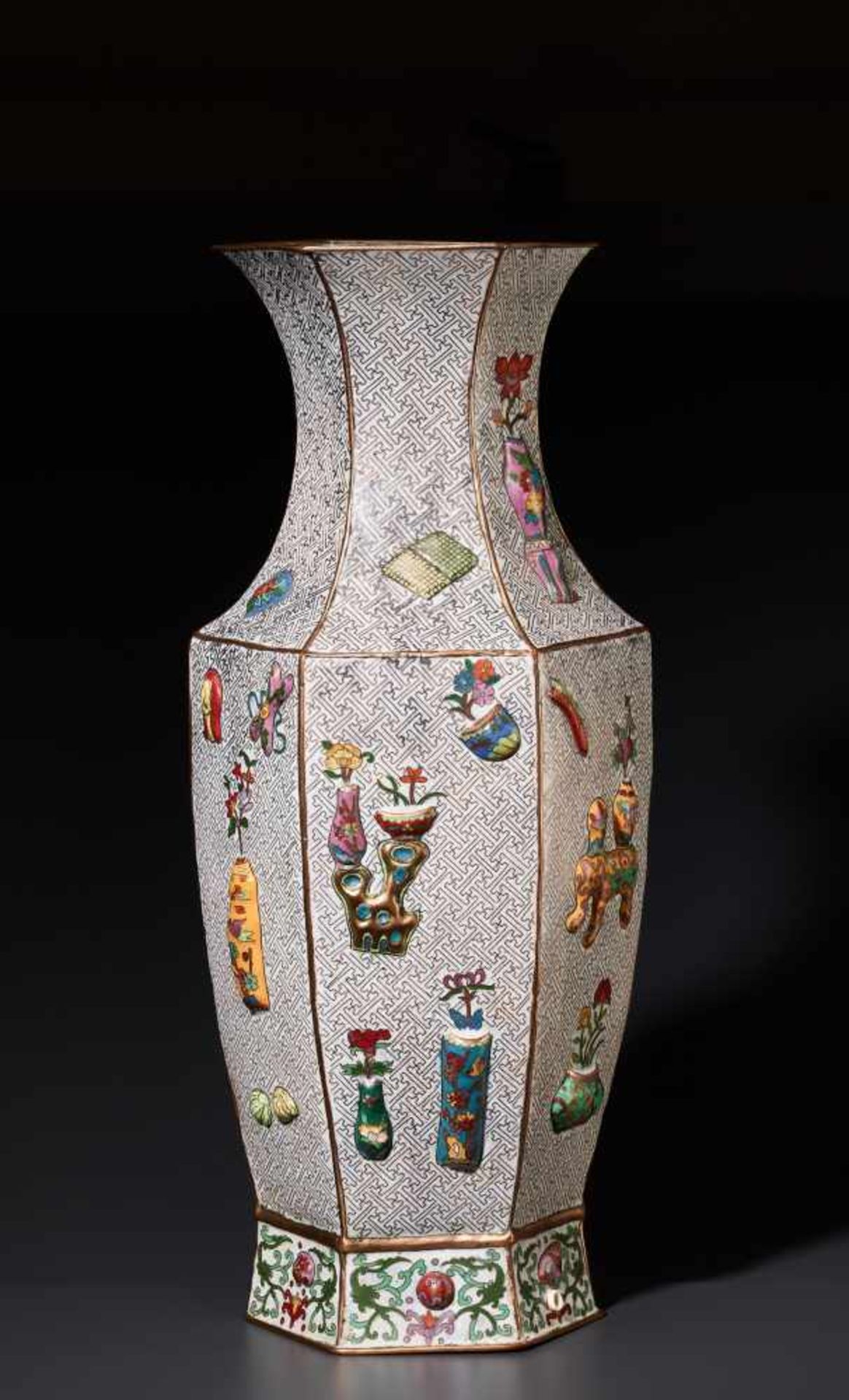 A LARGE MOLDED CLOISONNE FLOOR VASE WITH LITERATI TREASURES, QING DYNASTY Cloisonné enamel on - Image 3 of 8