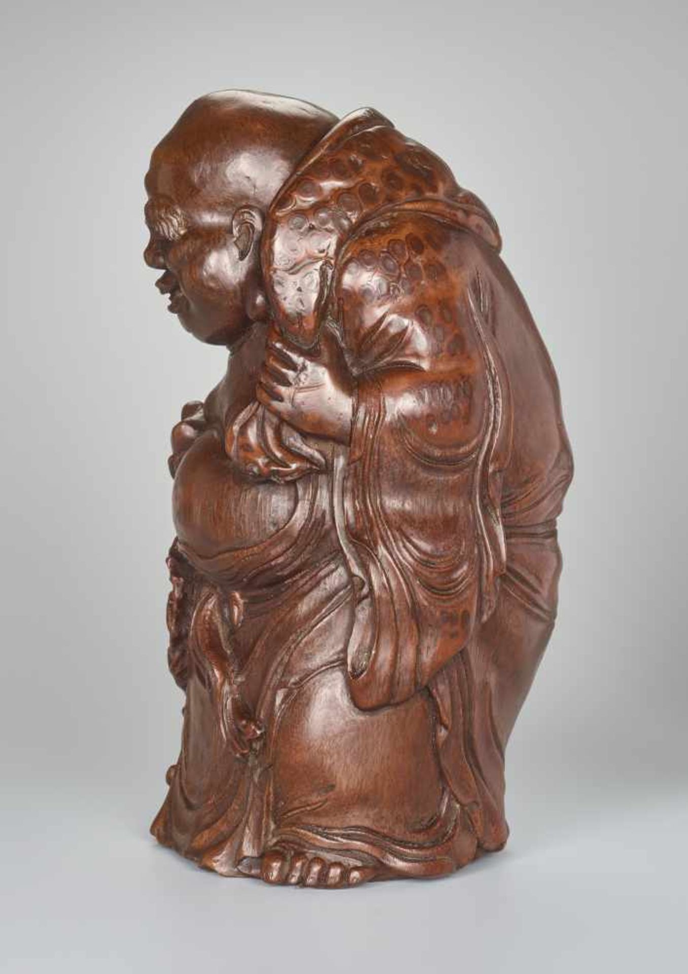 A VERY LARGE BAMBOO SHOOT CARVING OF BUDAI WITH INGOT, QING DYNASTYBamboo root China, Qing Dynasty - Image 7 of 9