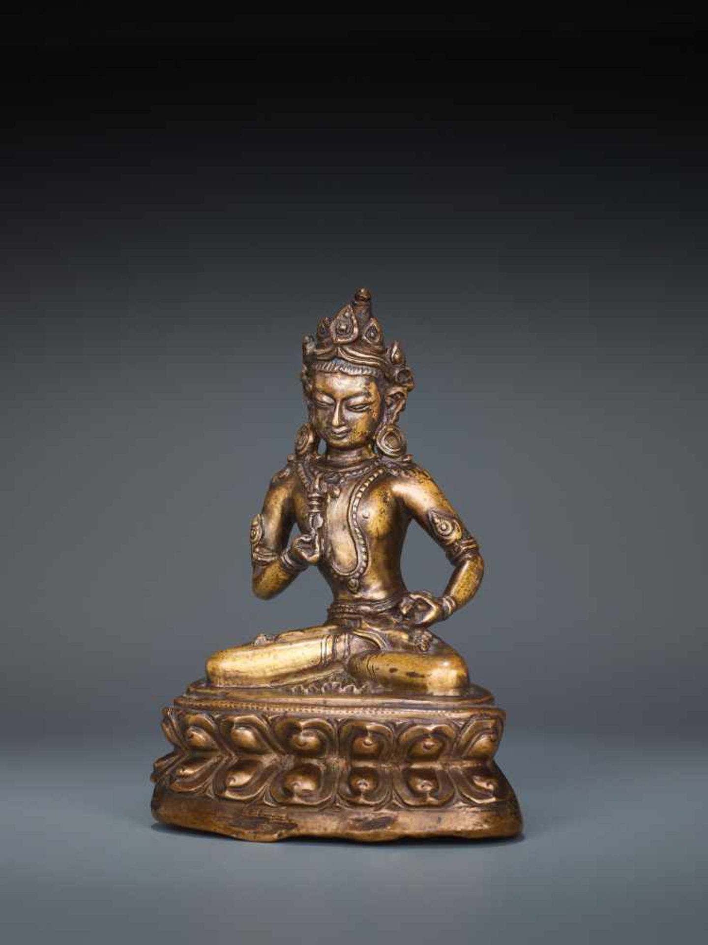A FINE BRONZE FIGURE OF VAJRASATTVA, TIBET, 16th - 17th CENTURYCast and chased bronze Tibet, - Image 2 of 6