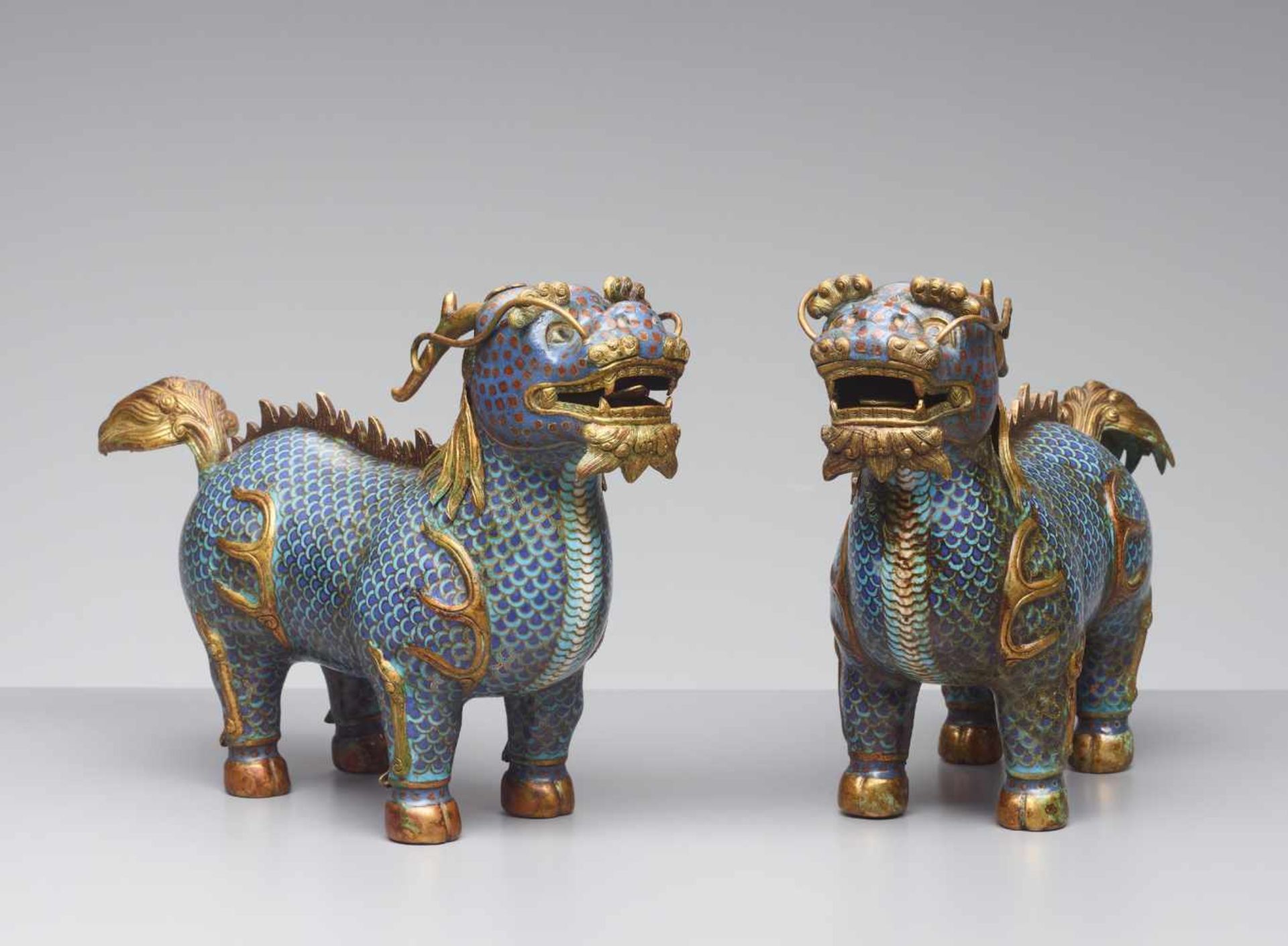 TWO CLOISONNÉ ENAMEL QILIN, QING DYNASTY The bronze bodies with polychrome cloisonné enamels and - Image 4 of 10