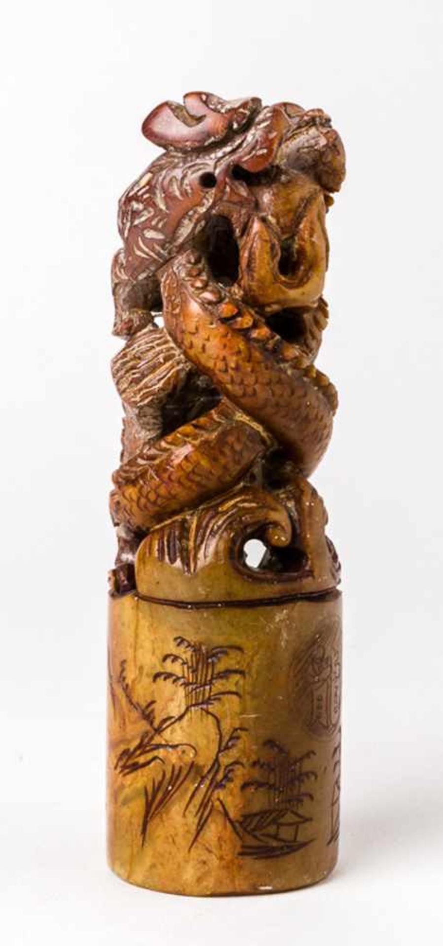 Netsuke (?) - 2 Schlangen Stein (?), wohl um 1900 10 cm hoch Netsuke (?) - 2 snakes, stone (?), - Image 2 of 2