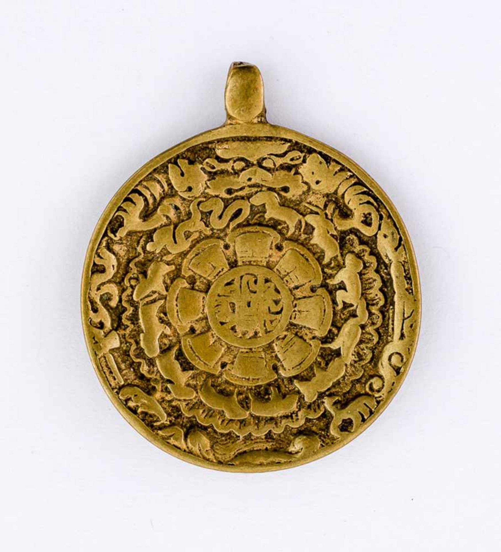 Kalender Nepal, Messing, wohl 19. Jh. 5 x 4,2 cm Calendar, Nepal, brass, probaly 19th c., 5 x 4,2 cm
