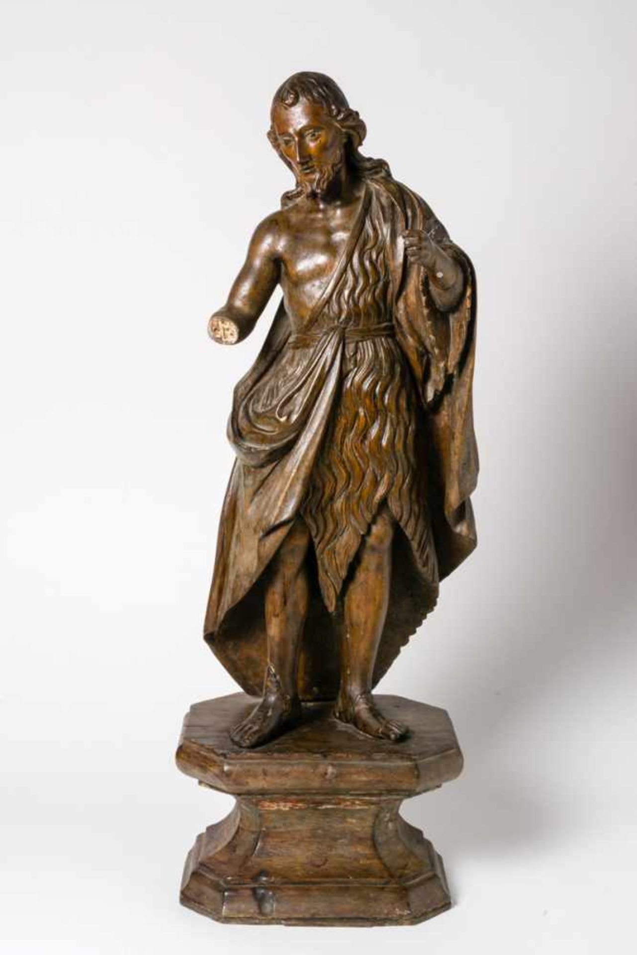 Hl. Johannes der Täufer Holzfigur, wohl 17. Jh. ca. 95 cm St. John the Baptist, Wooden figure,