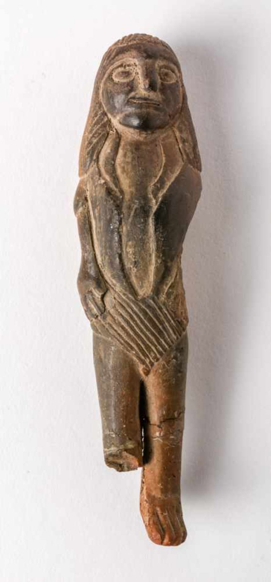 Figur Stein, Ursprung und Alter unbekannt 12 cm hoch Figure, Stone, Provenance and age unknown, 12