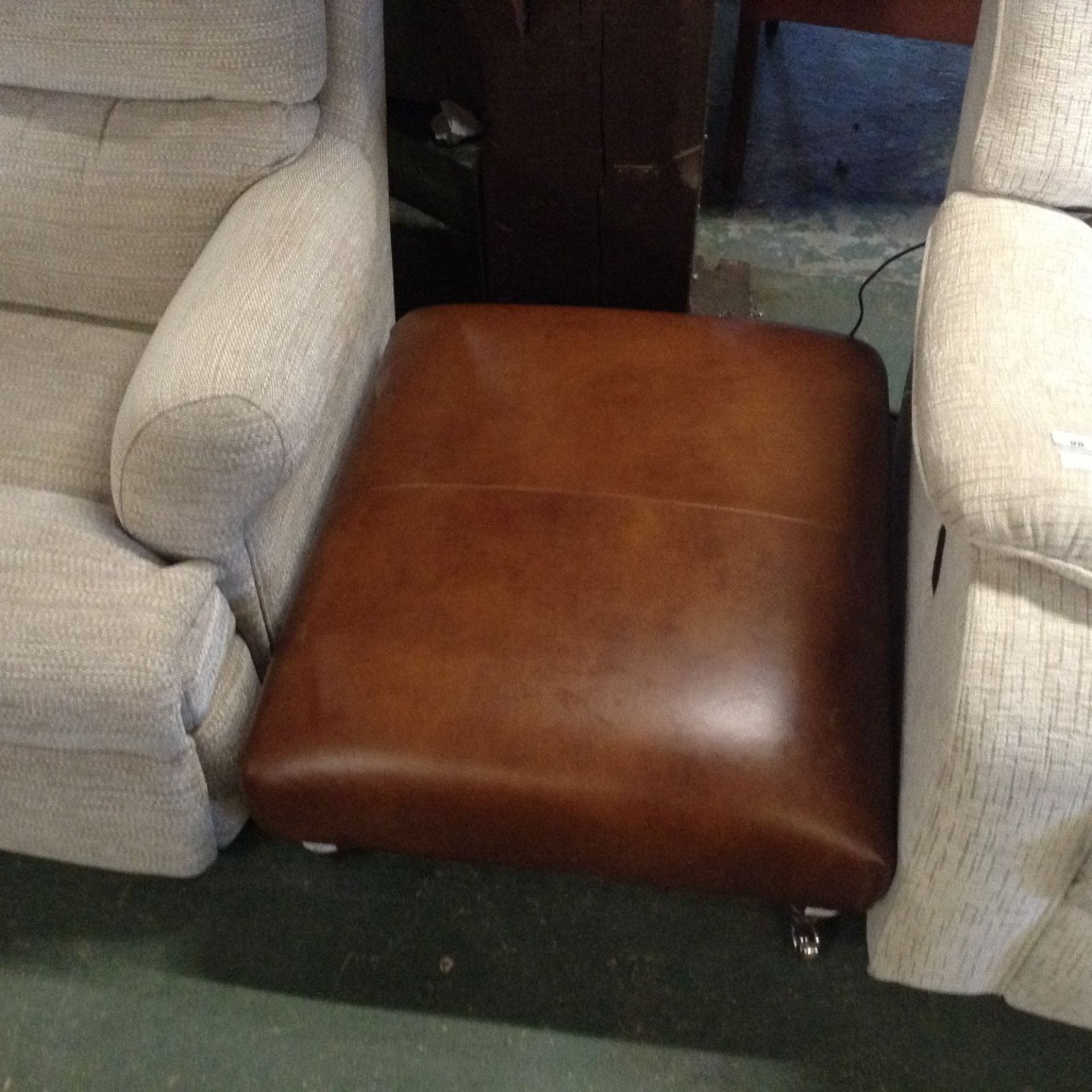 BROWN LEATHER FOOTSTOOL (TROO1055-WO036684)