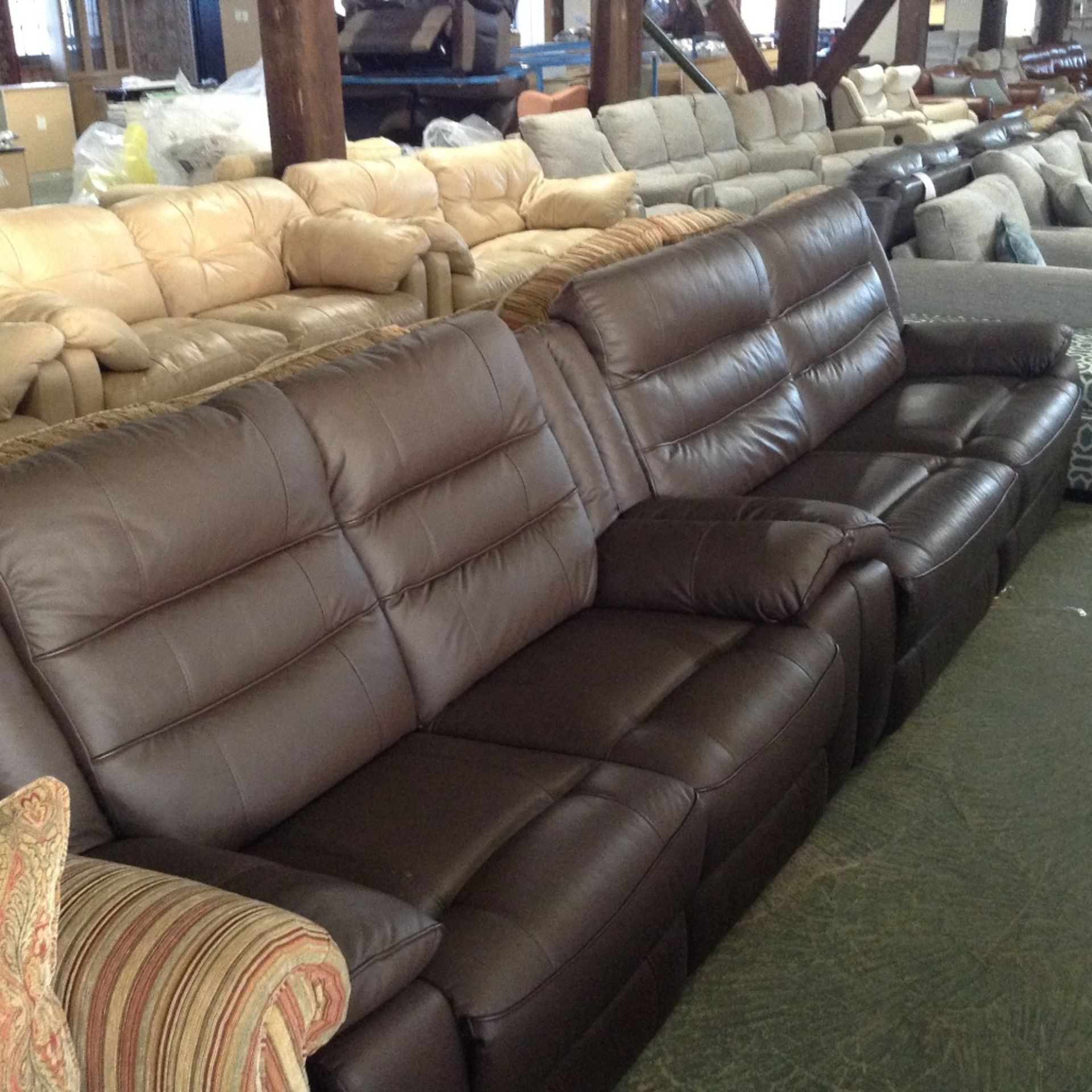 BROWN LEATHER MANUAL RECLINING 3 SEATER SOFA AND 2