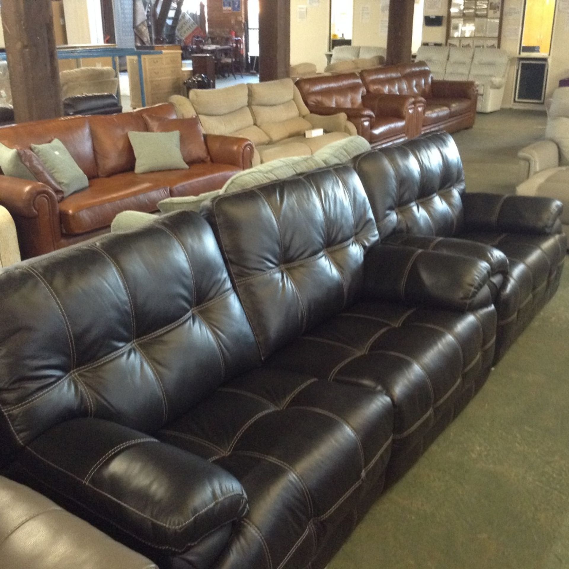 BLACK LEATHER WITH WHITE STITCHING ELECTRIC RECLIN