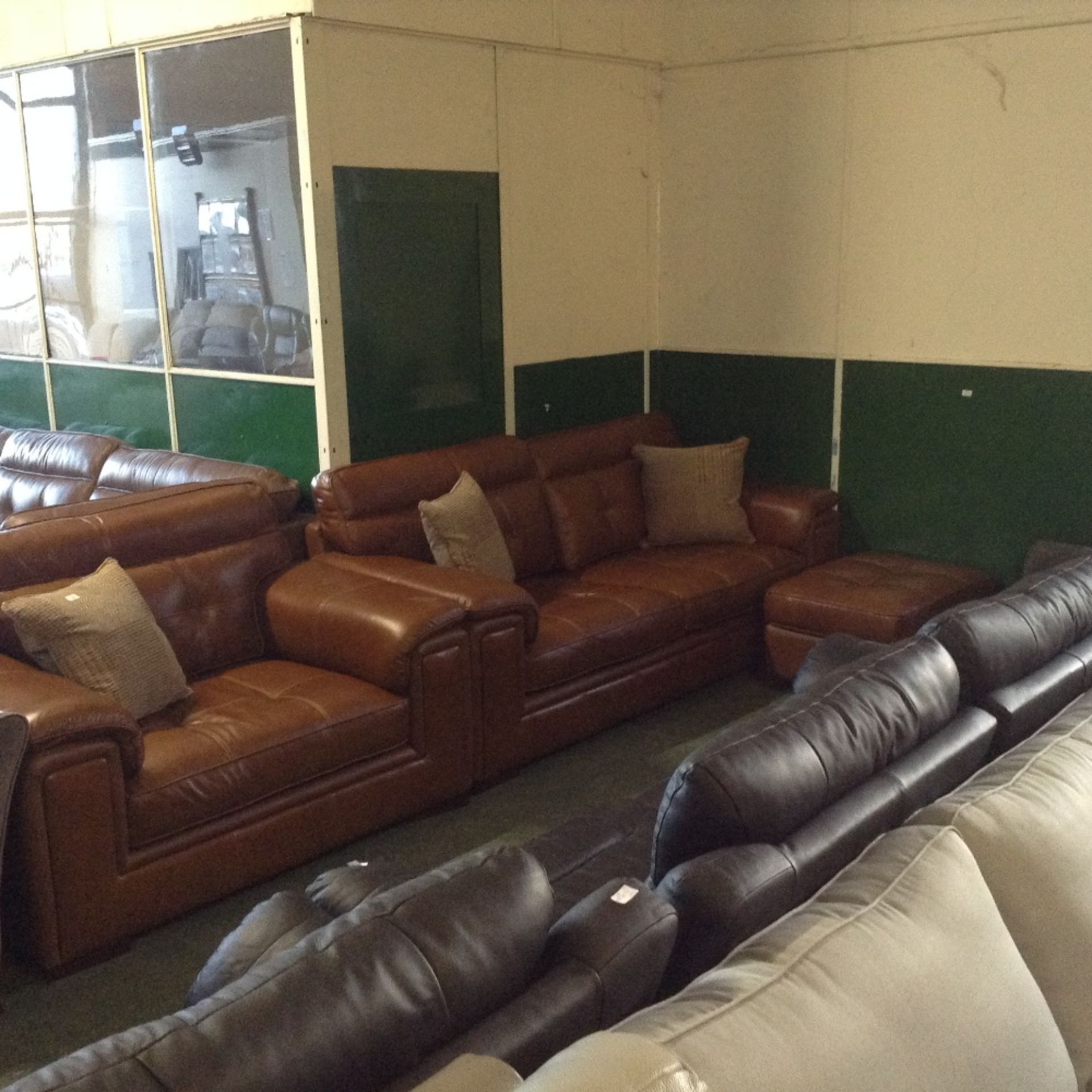 BROWN LEATHER WITH WHITE STITCHING 3 SEATER SOFA L