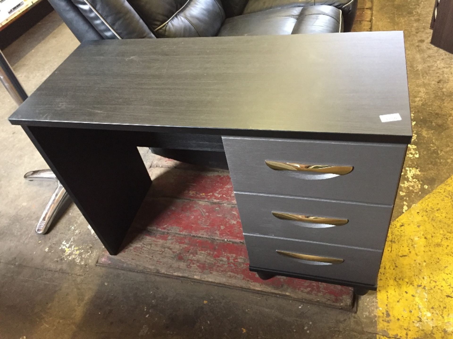 BLACK 3 DRAWER DESK (return)