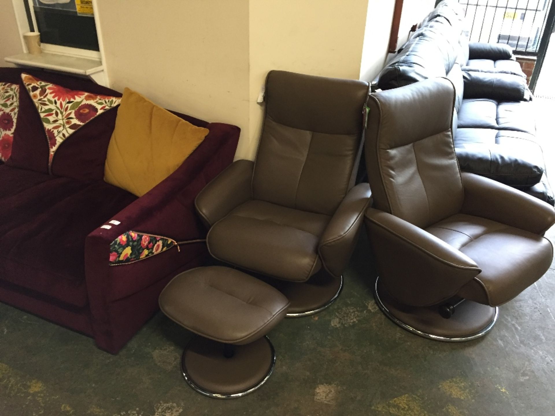 QUATRO BROWN CHAIR AND FOOTSTOOL