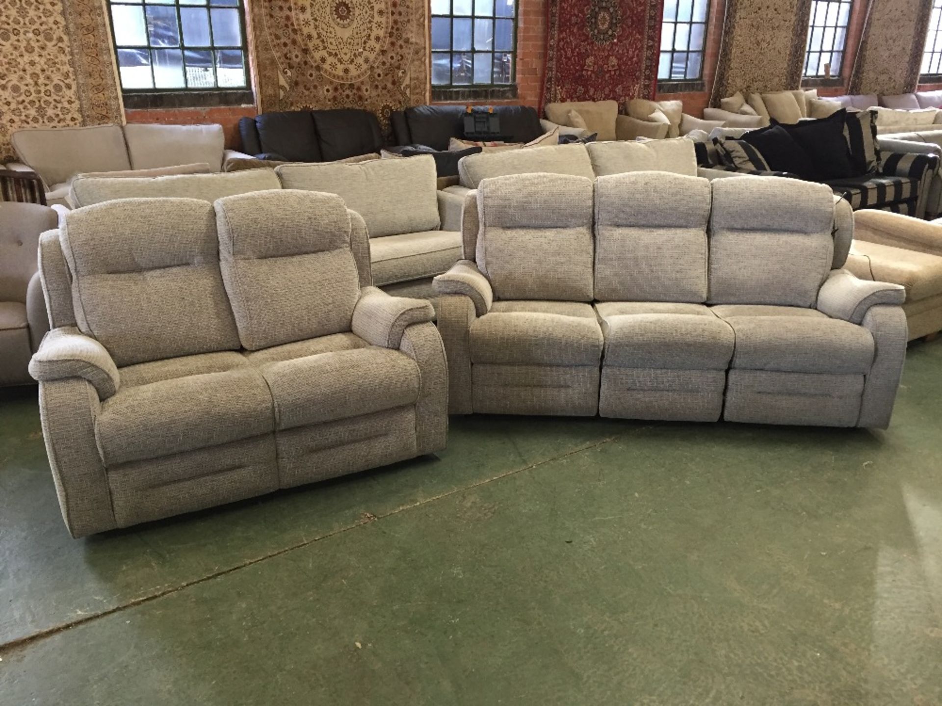 GREY FABRIC ELECTRIC RECLINING 3 SEATER SOFA AND F