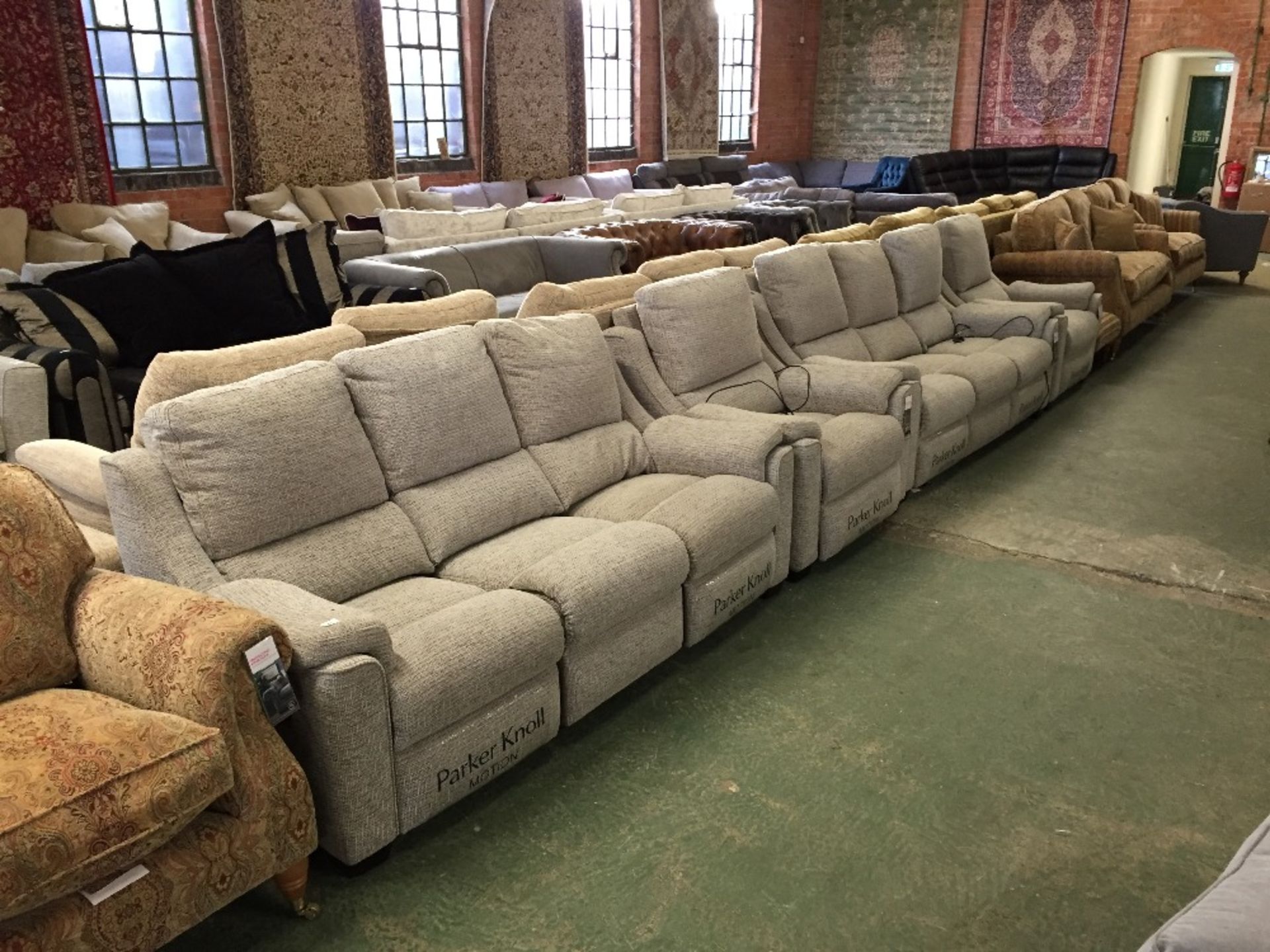 GREY FABRIC ELECTRIC RECLINING 2 X THREE SEATER SO