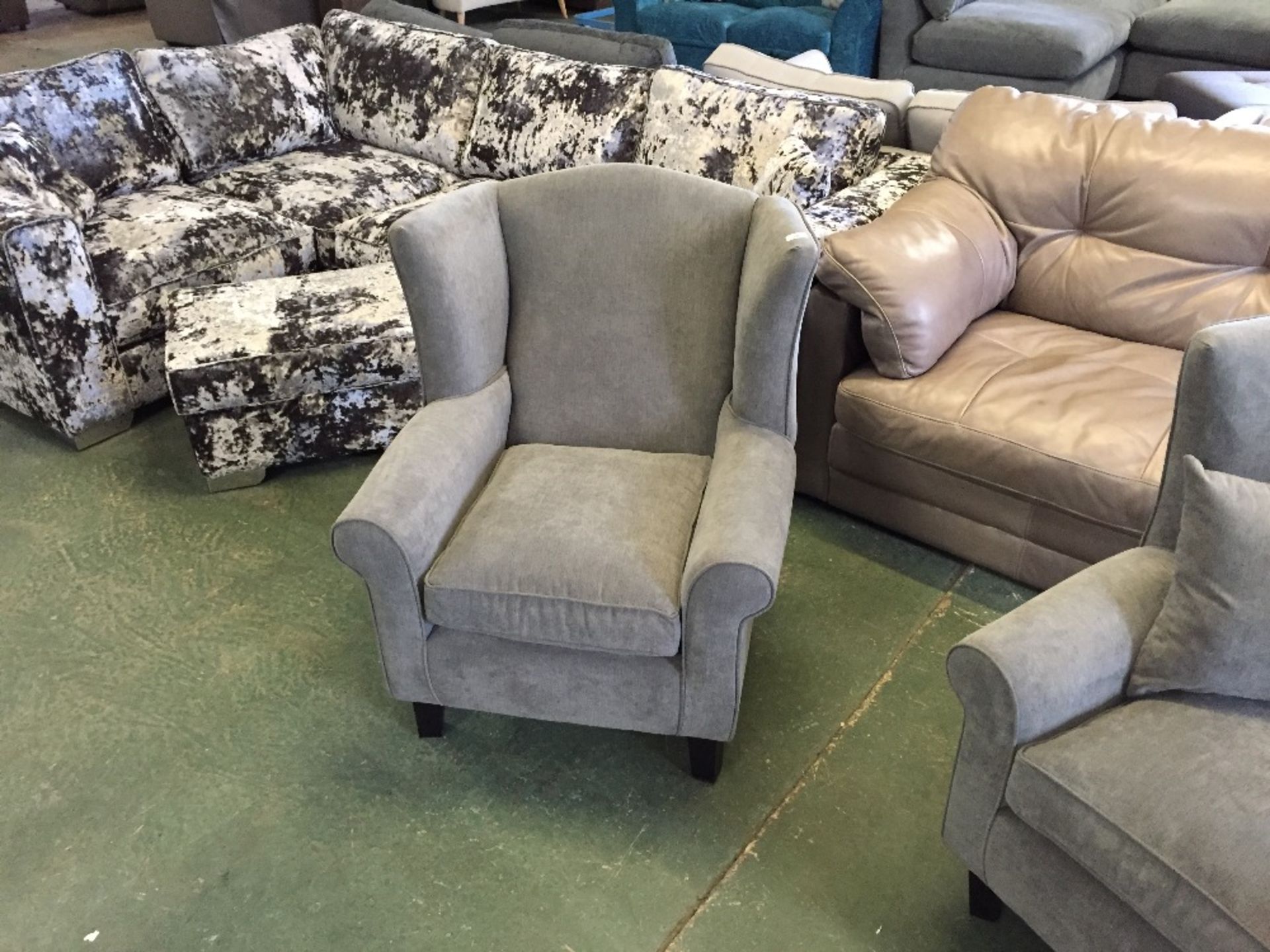 GREY WING CHAIR