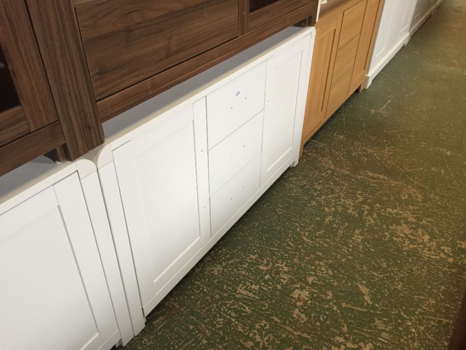 WHITE 4 FT SIDEBOARD (return missing handles)