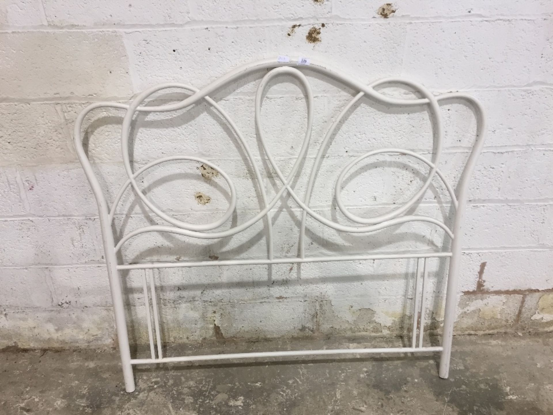 WHITE DOUBLE METAL HEAD BOARD