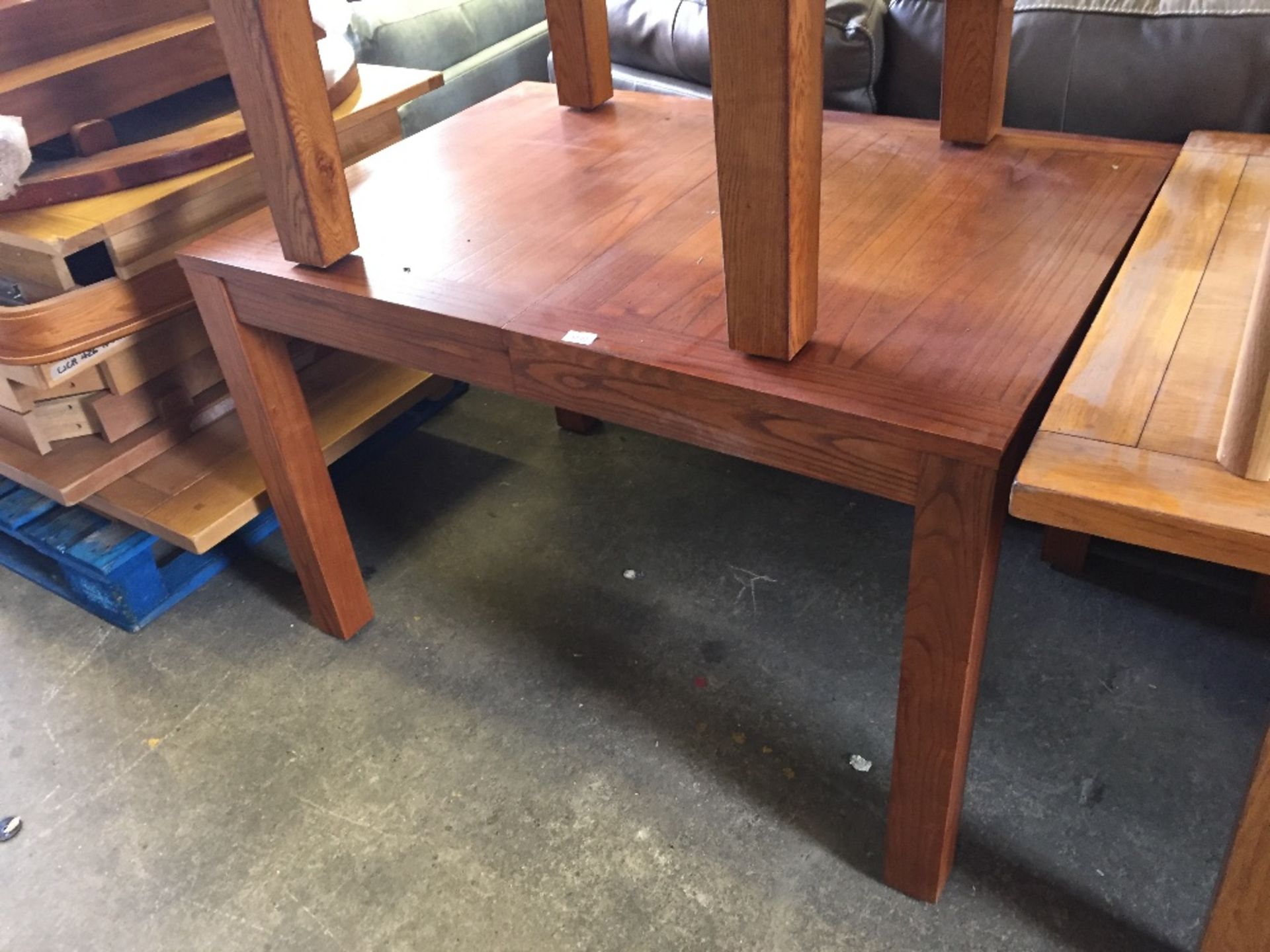 TEAK EXTENDING TABLE