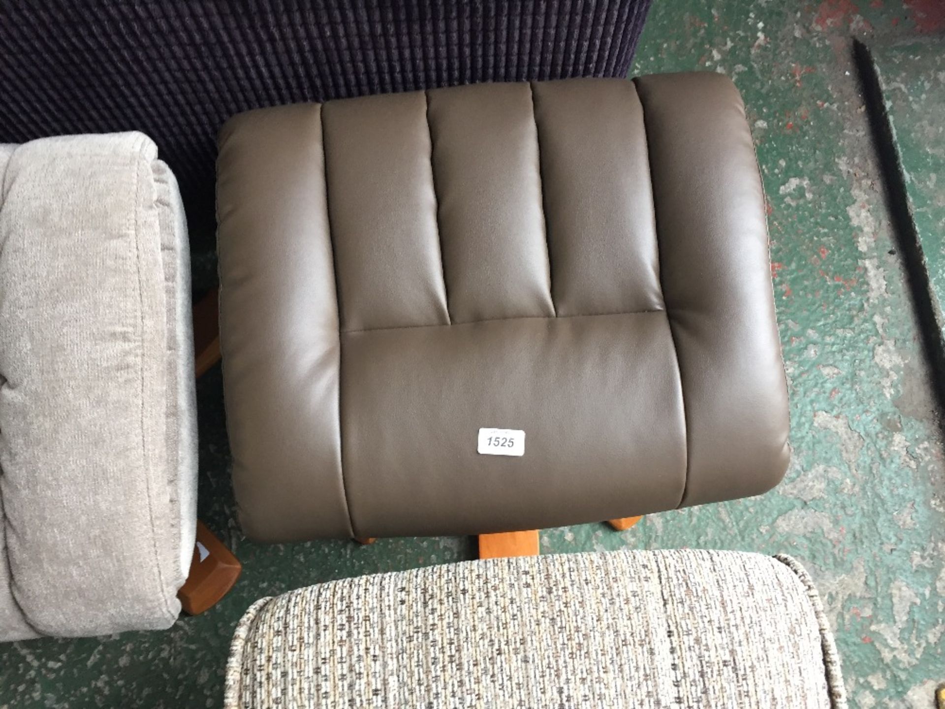 BROWN LEATHER FOOTSTOOL