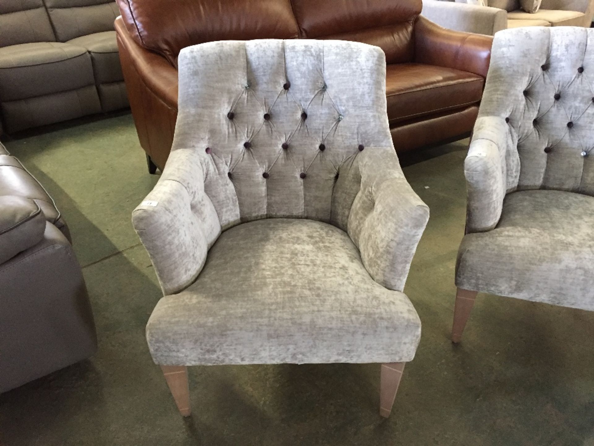 GREY AND PLUM ACCENT CHAIR (missing button covers)