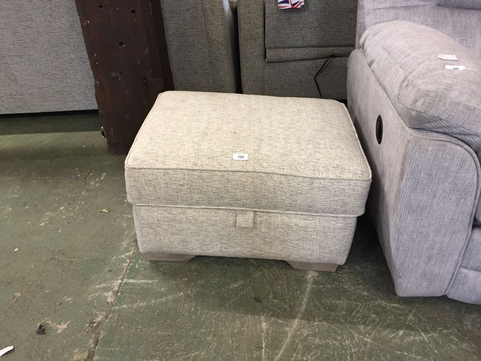 BISCUIT STORAGE FOOTSTOOL