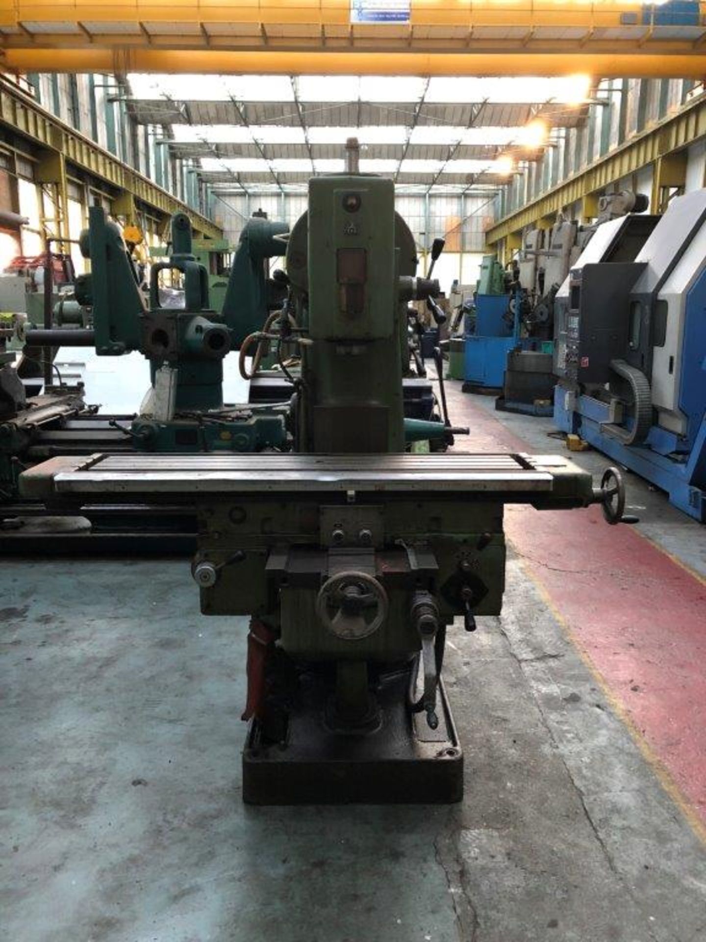 Tos FA3A-V Swivel Head Vertical Milling Machine