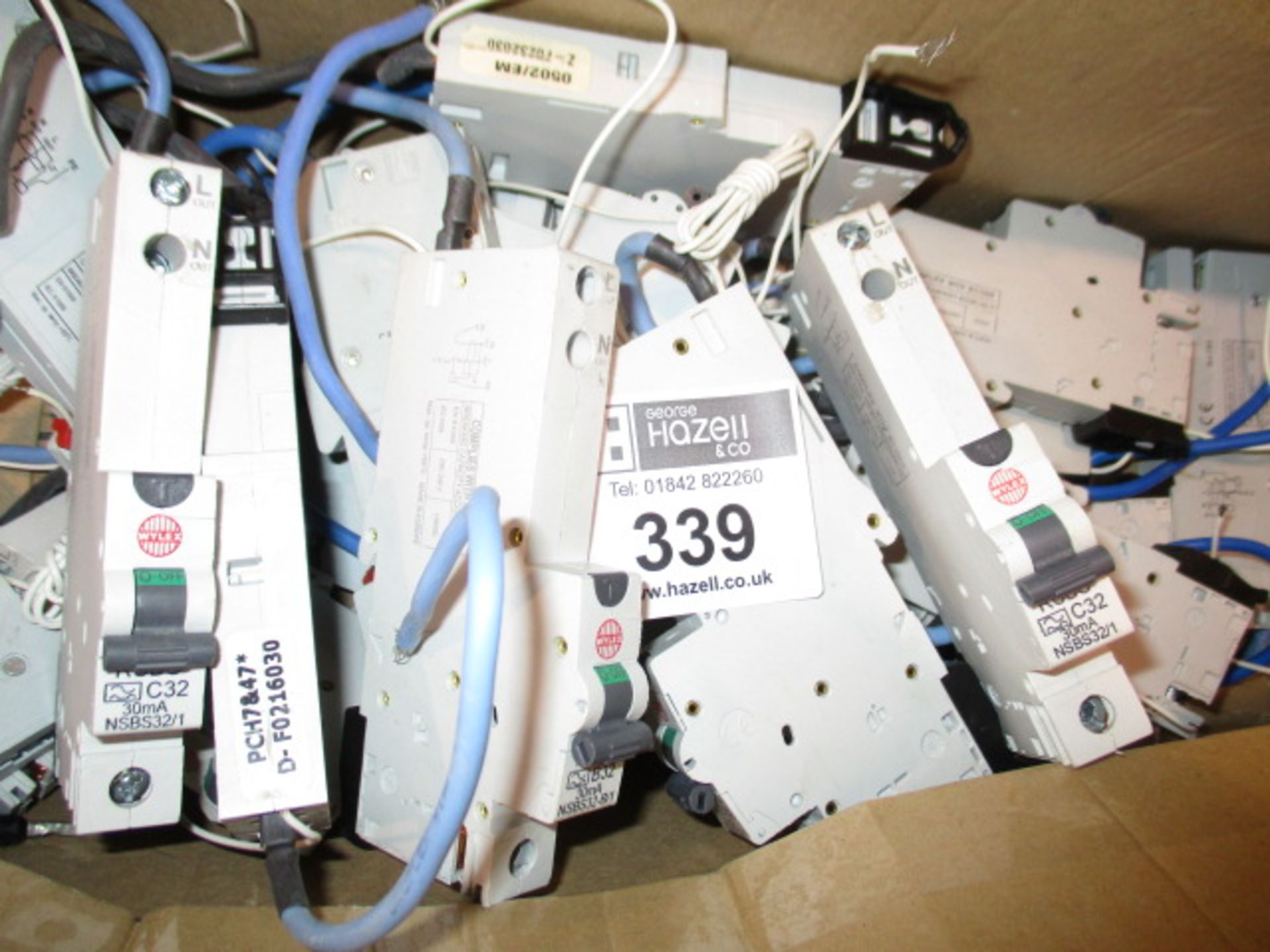 BOX OF MIXED RCBO