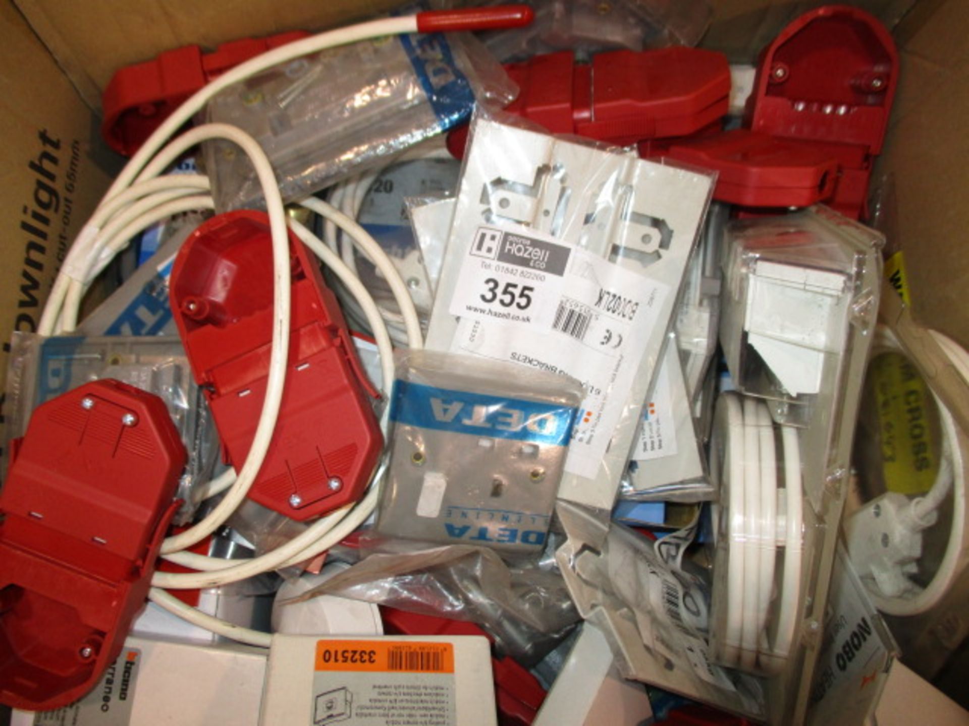 BOX OF MIXED ELECTRICALS