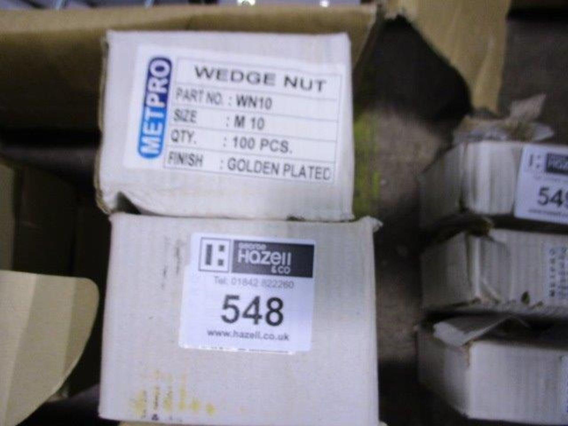 300 X WEDGE NUTS