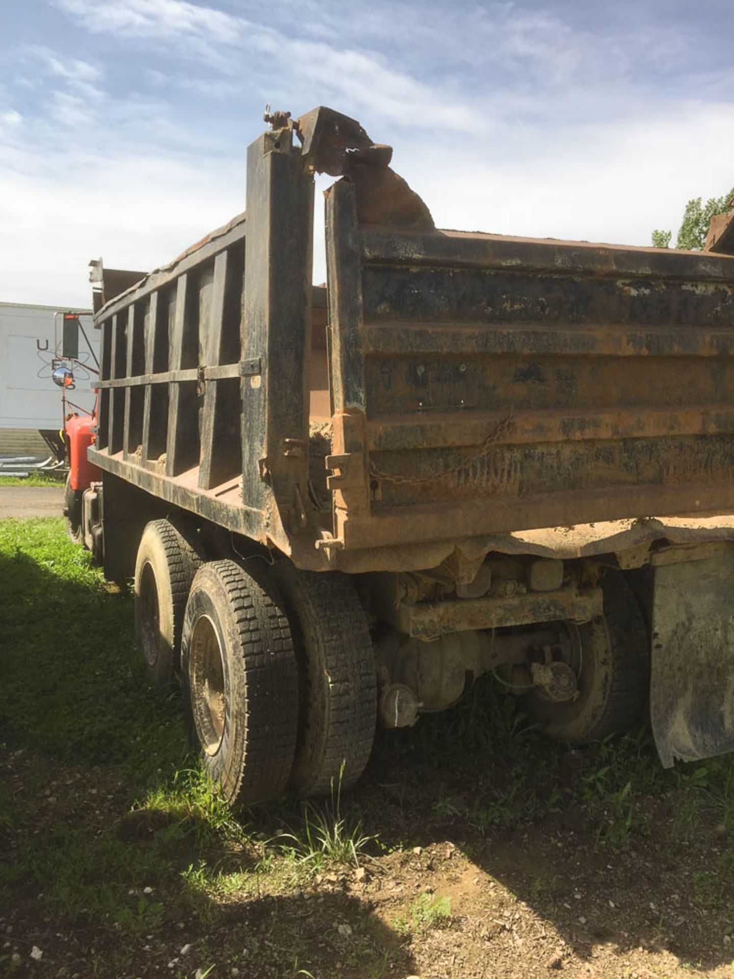 1977 ford 9000 dump truck - Image 2 of 2