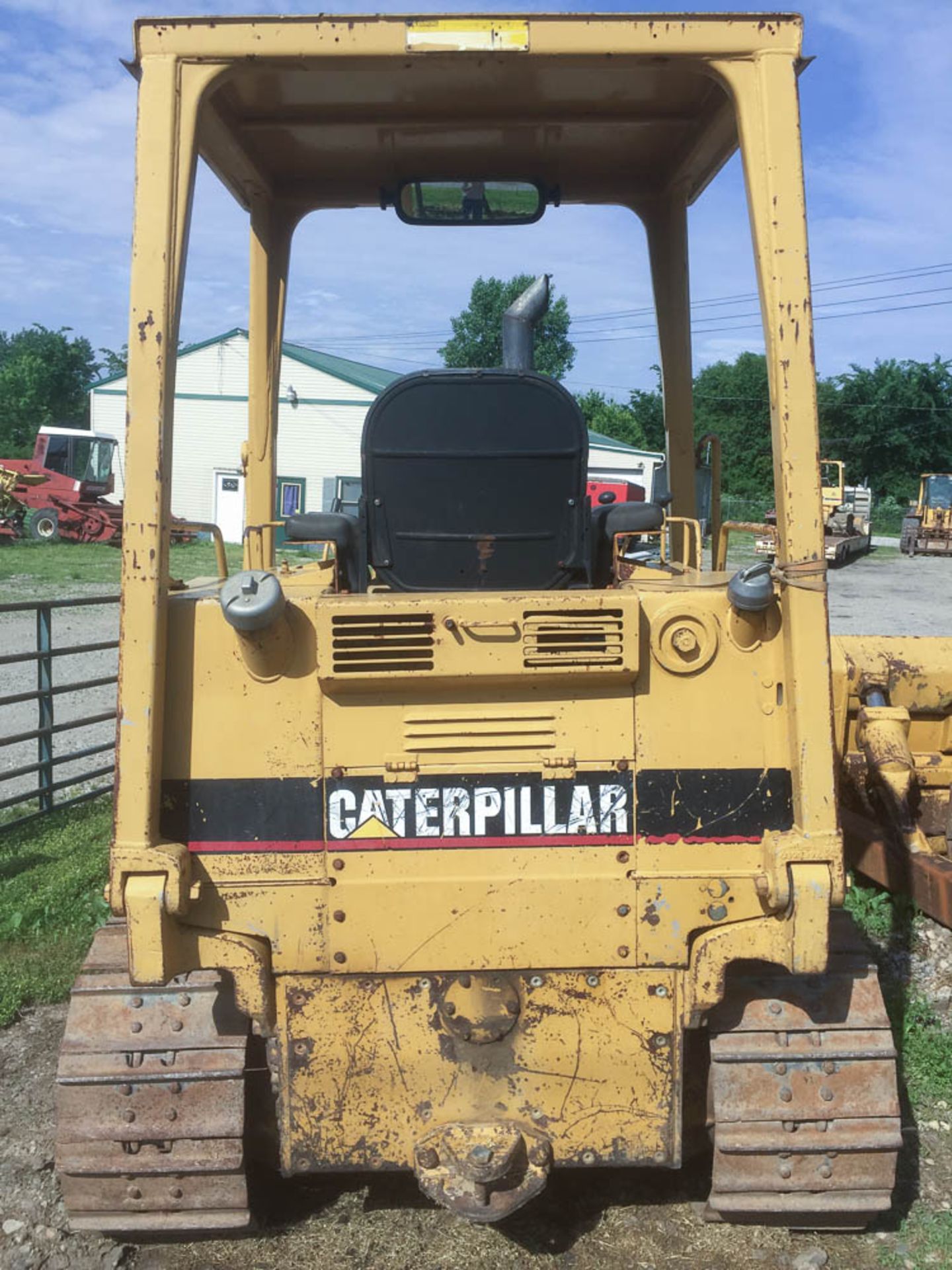 CATERPILLAR D3C dozer - Image 2 of 4