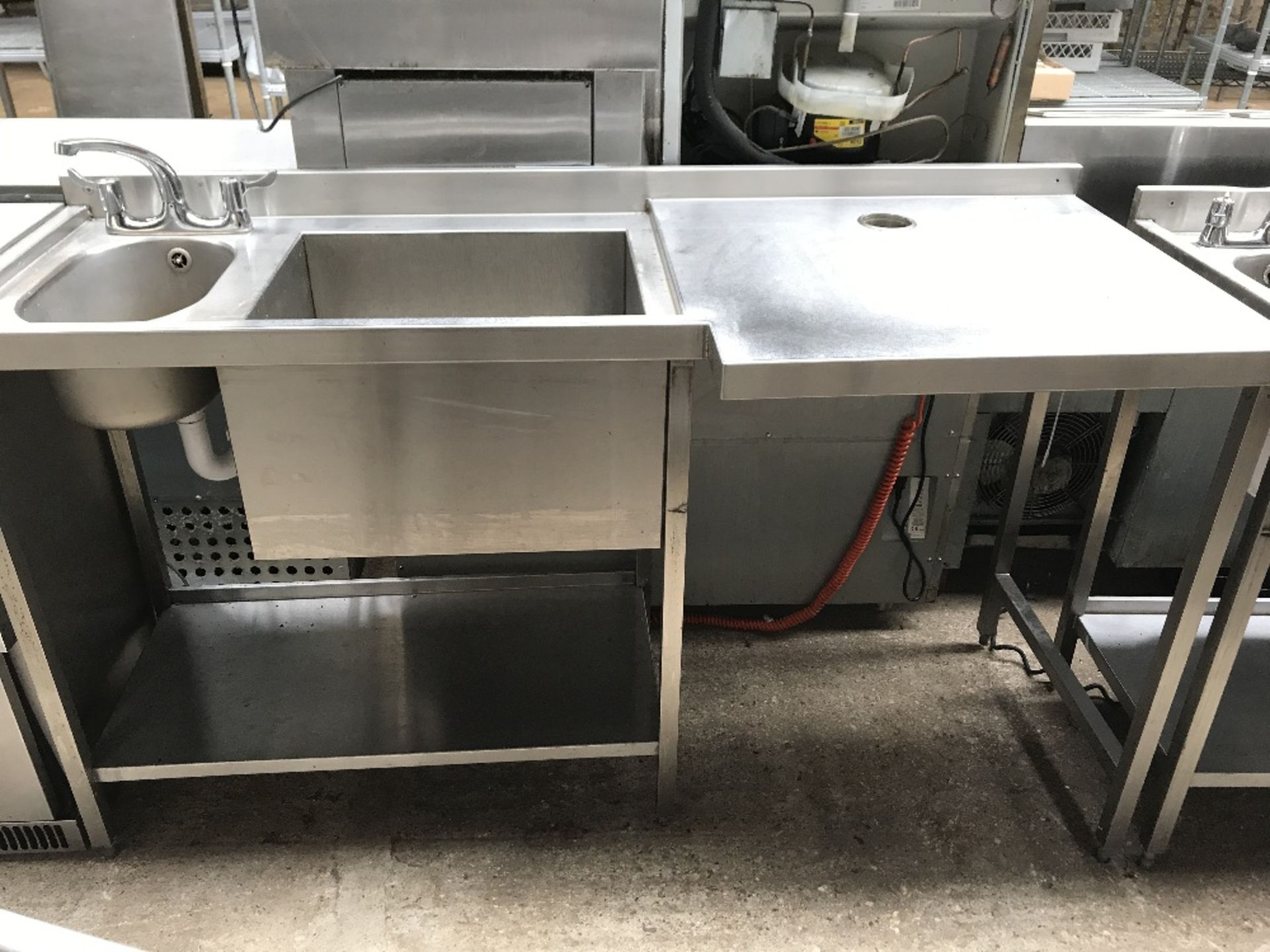 Glass/Dish wash Area with dep bowl sink, hand sink and space for appliance 1620w x 650mm deep