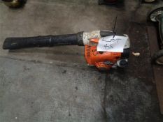 Stihl bg 86c hand held petrol driven leaf blower