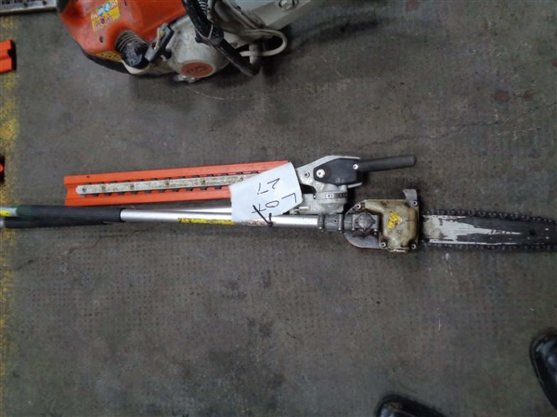 Stihl extender hedger head and extension chain saw head
