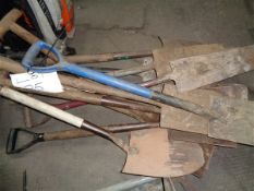 Quantity of garden spades