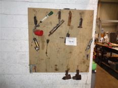 Quantity of various hand and power tools to wallboard